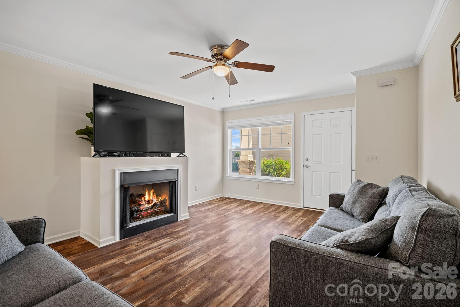 1009 Baldwin Commons Drive - Photo 3