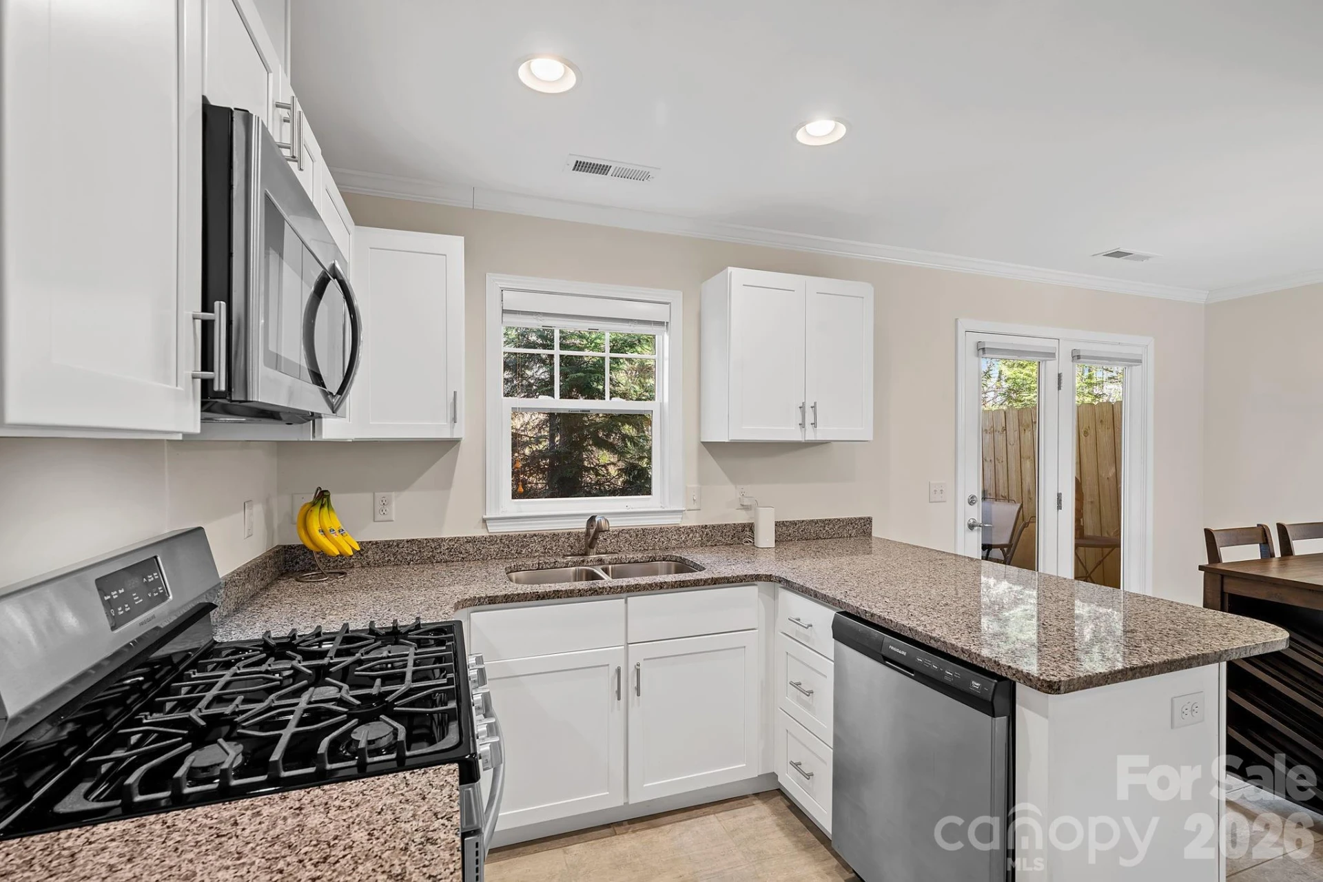 1009 Baldwin Commons Drive - Photo 6
