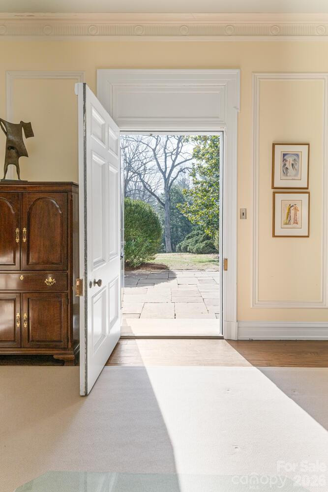 407 Vanderbilt Road - Photo 16