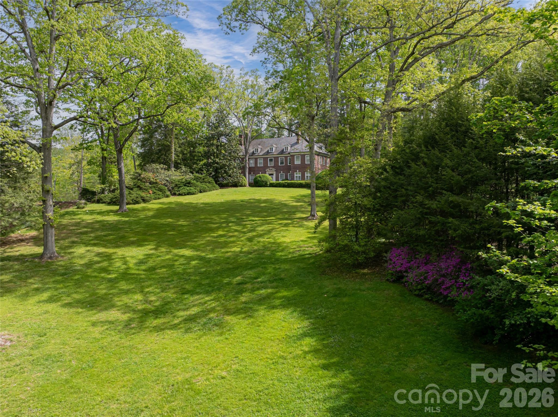 407 Vanderbilt Road - Photo 4