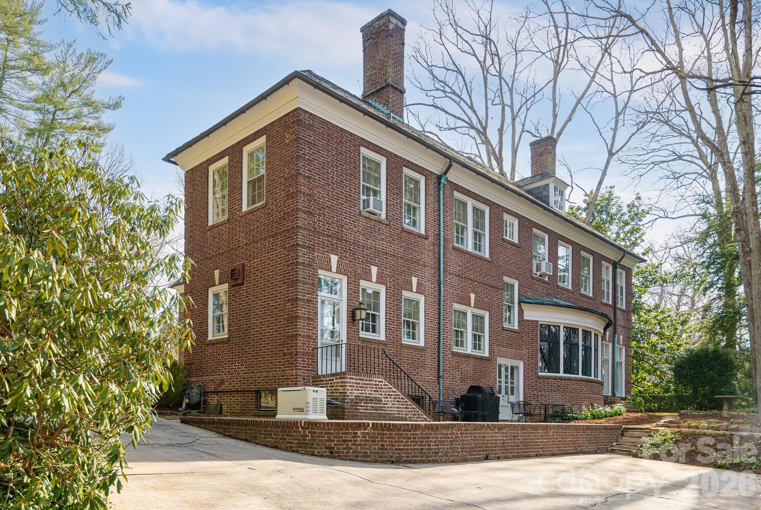 407 Vanderbilt Road - Photo 5