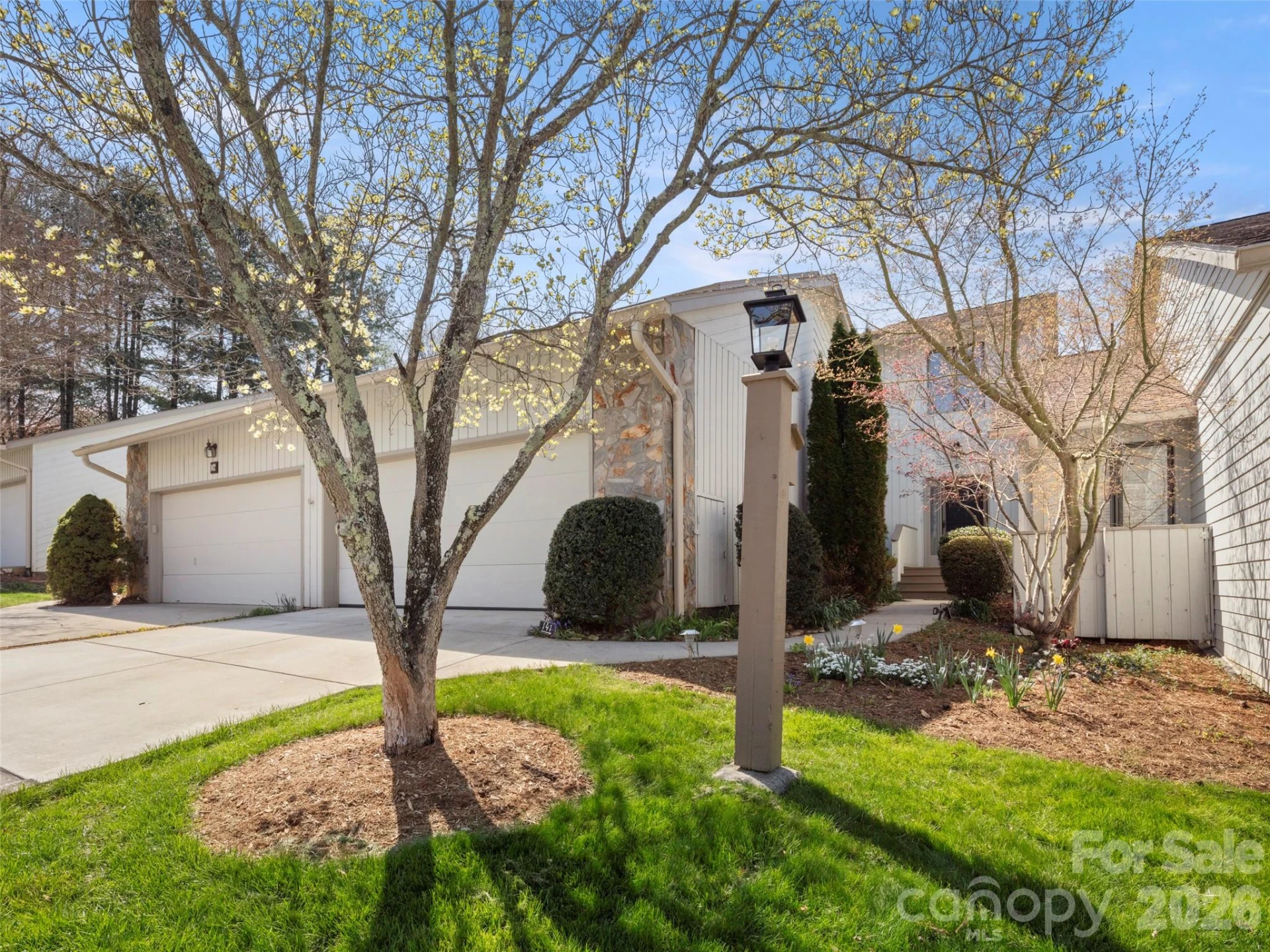 141 Deerlake Drive