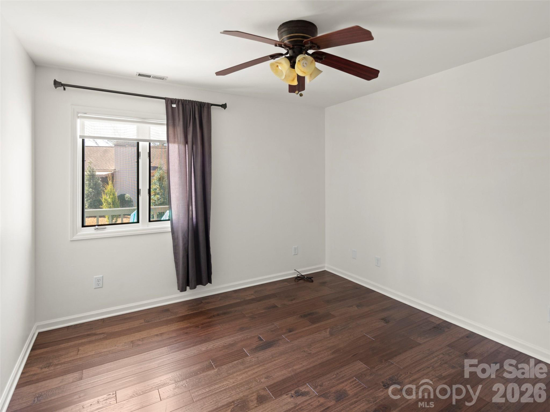 141 Deerlake Drive - Photo 14