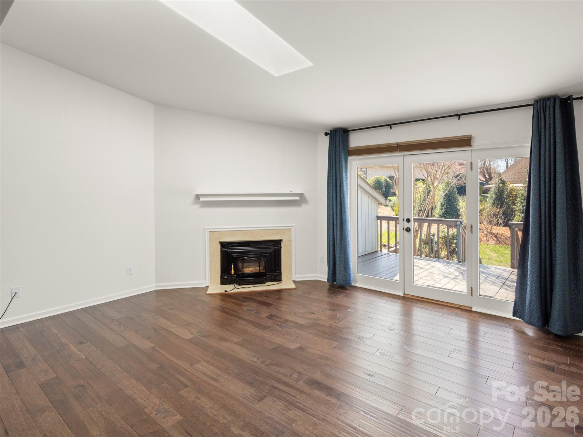 141 Deerlake Drive - Photo 6