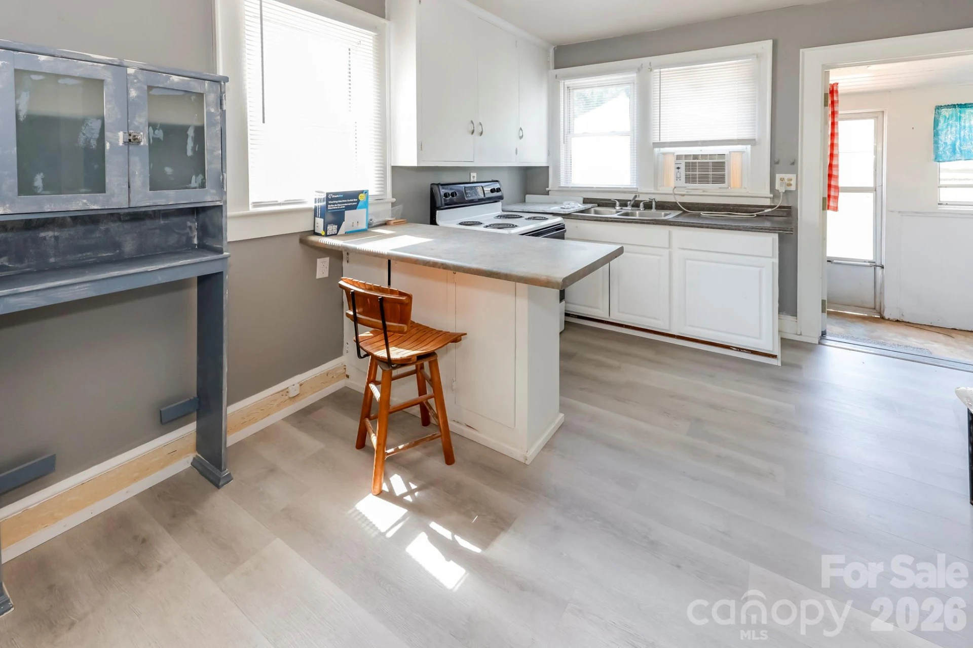 114 Mitchell Street - Photo 17