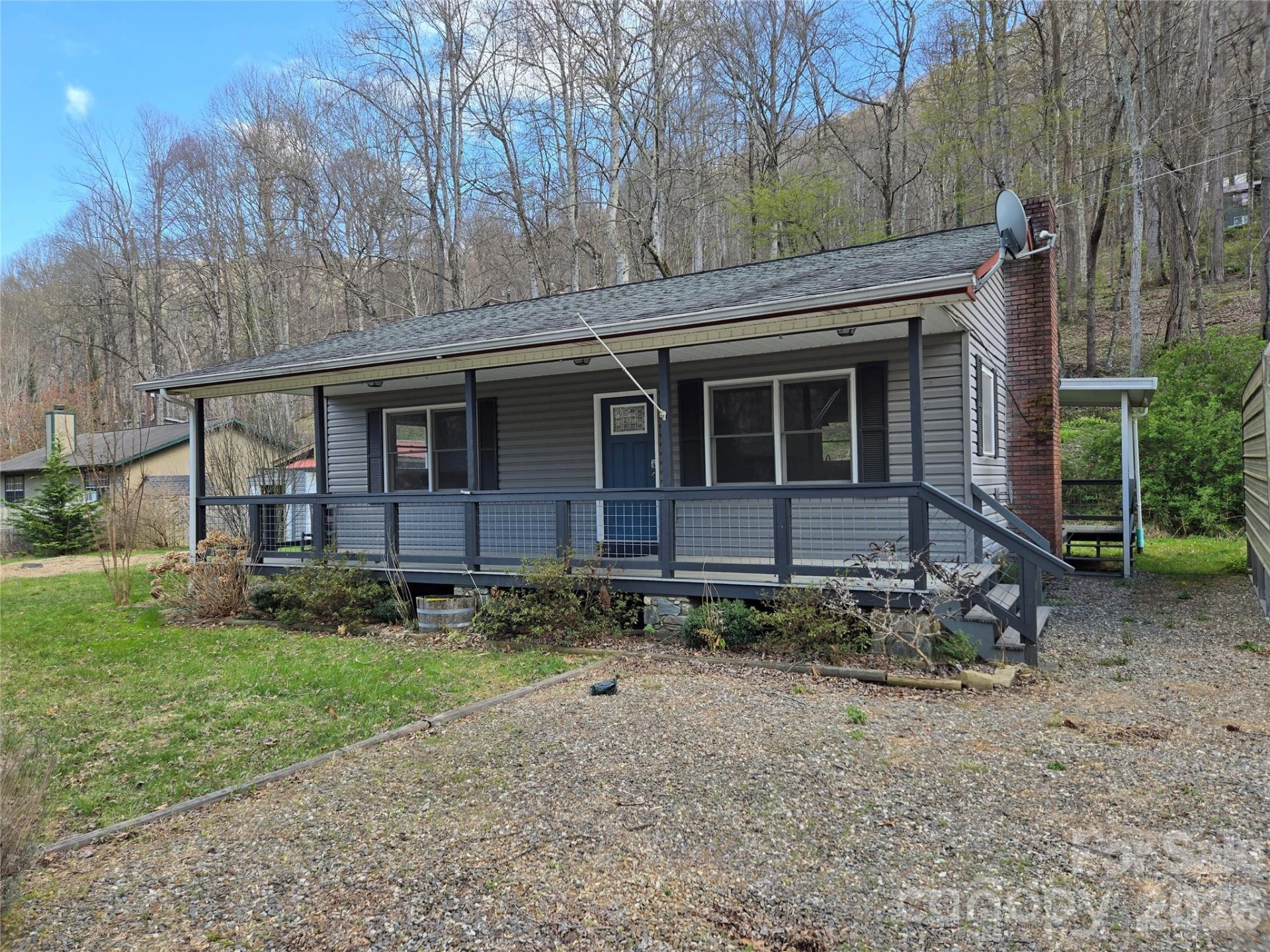 17 Forest Drive
