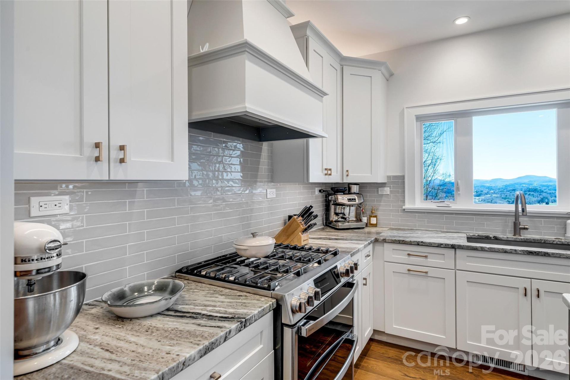 98 Rock Cliff Way - Photo 17