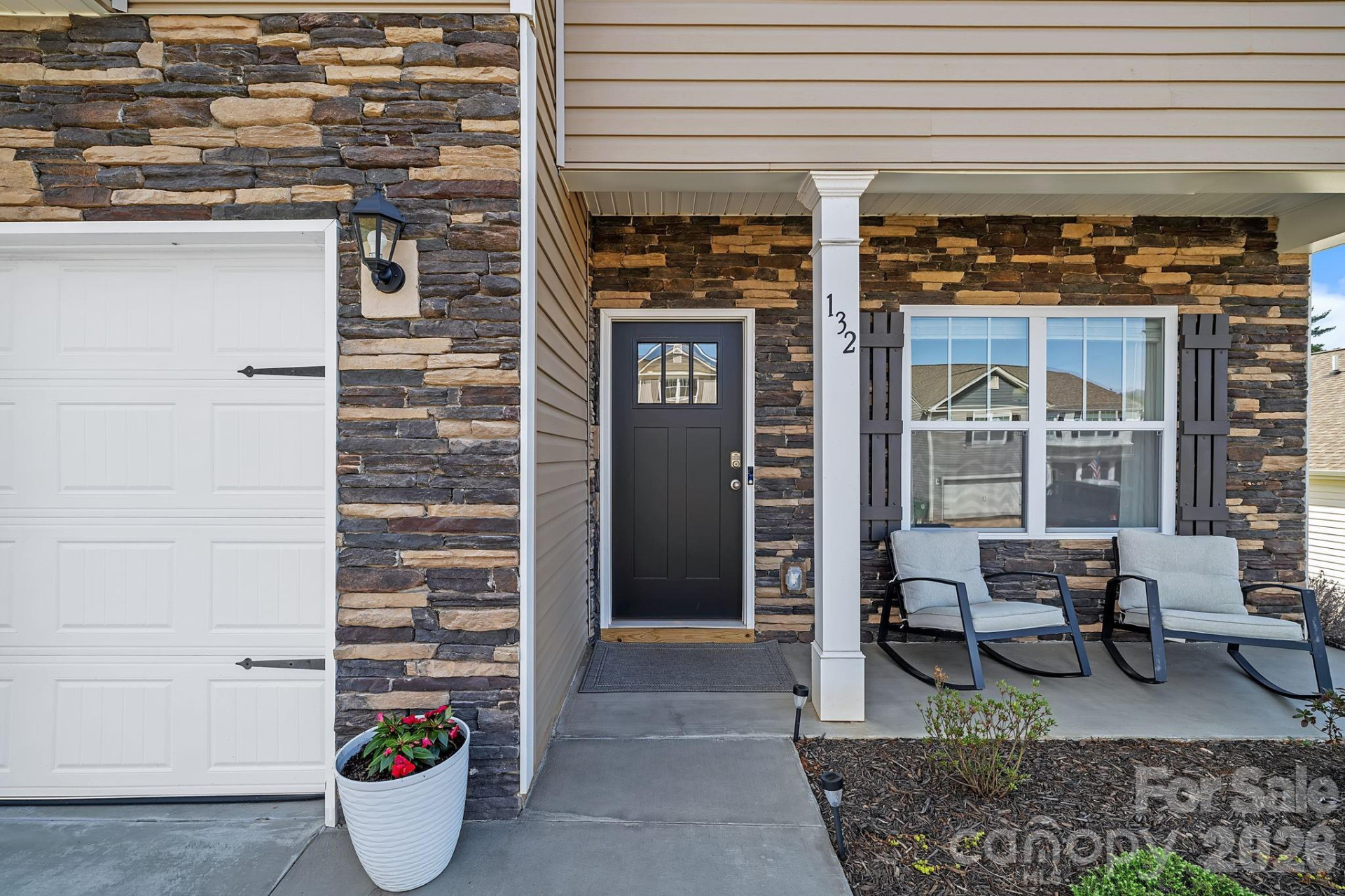 132 Ridgeview Lane - Photo 2