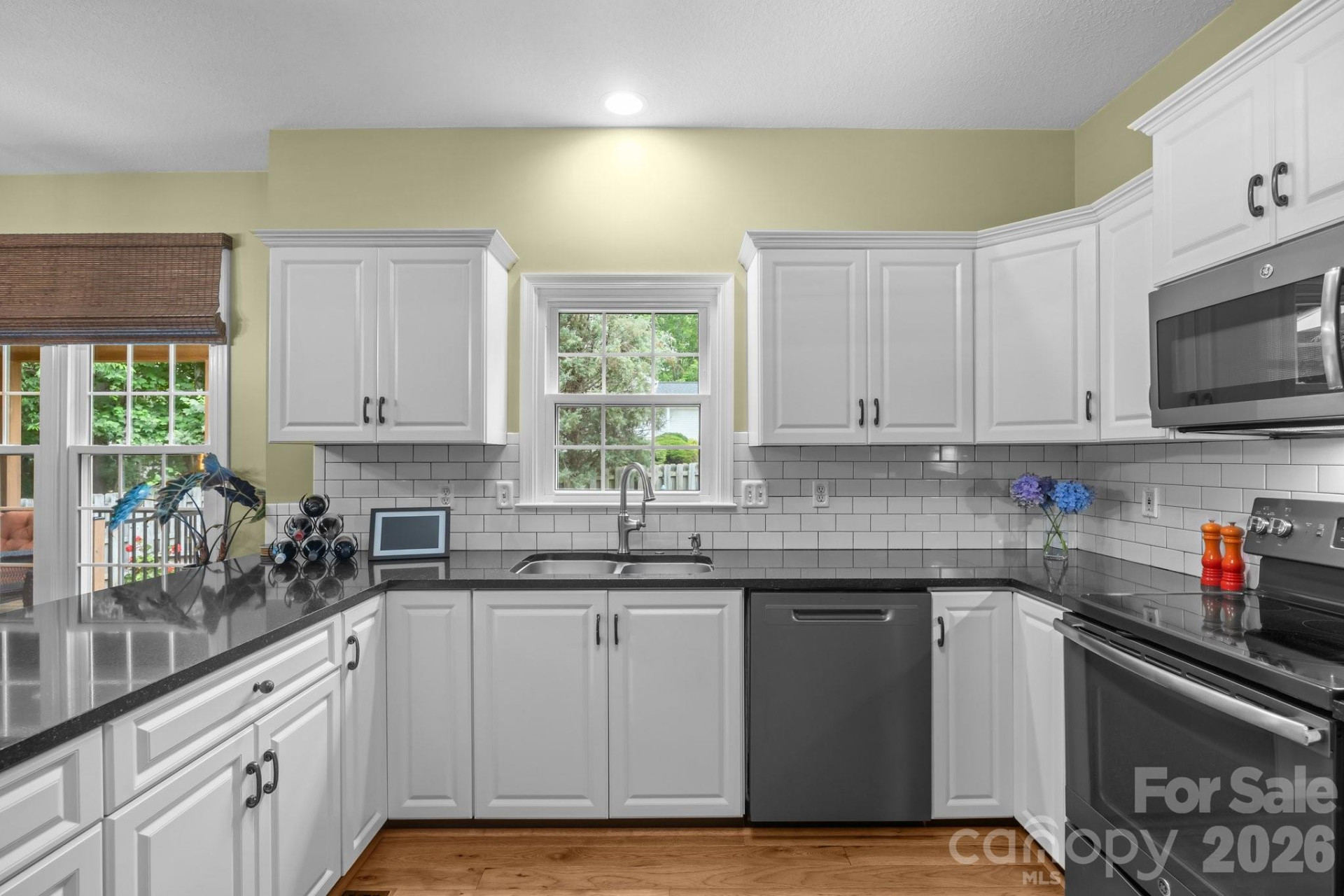 200 Windsor Forest Circle - Photo 18