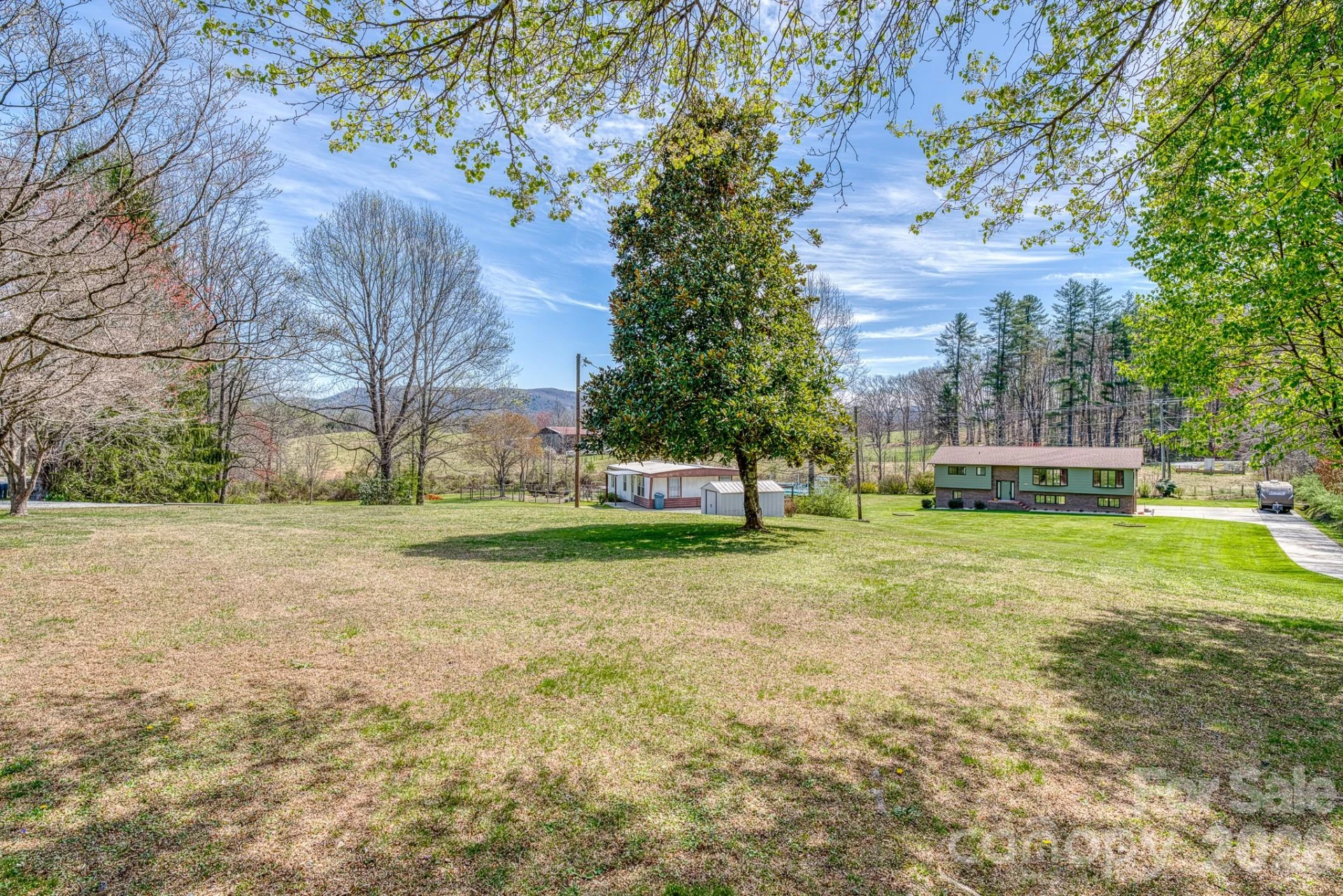 2456 Hendersonville Highway - Photo 3