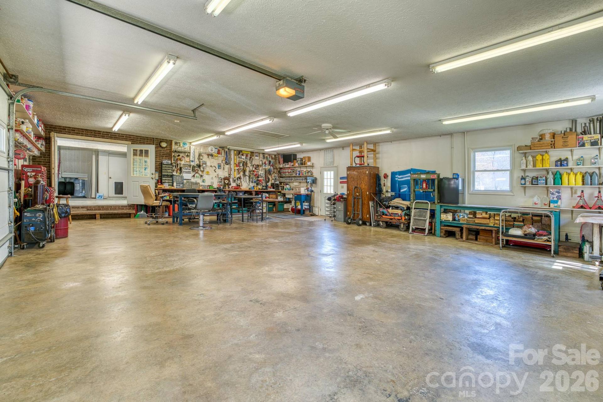 2456 Hendersonville Highway - Photo 31