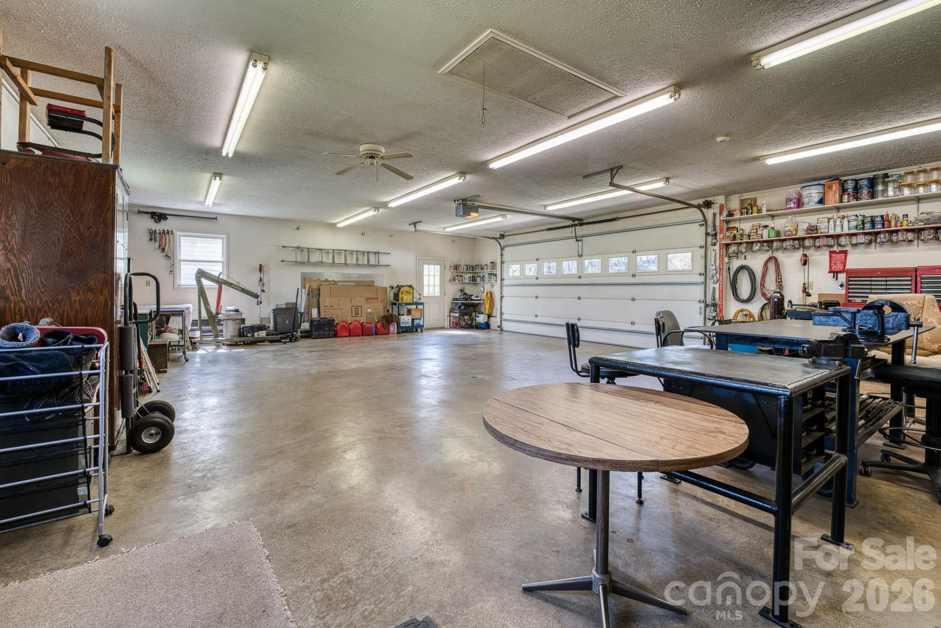 2456 Hendersonville Highway - Photo 32