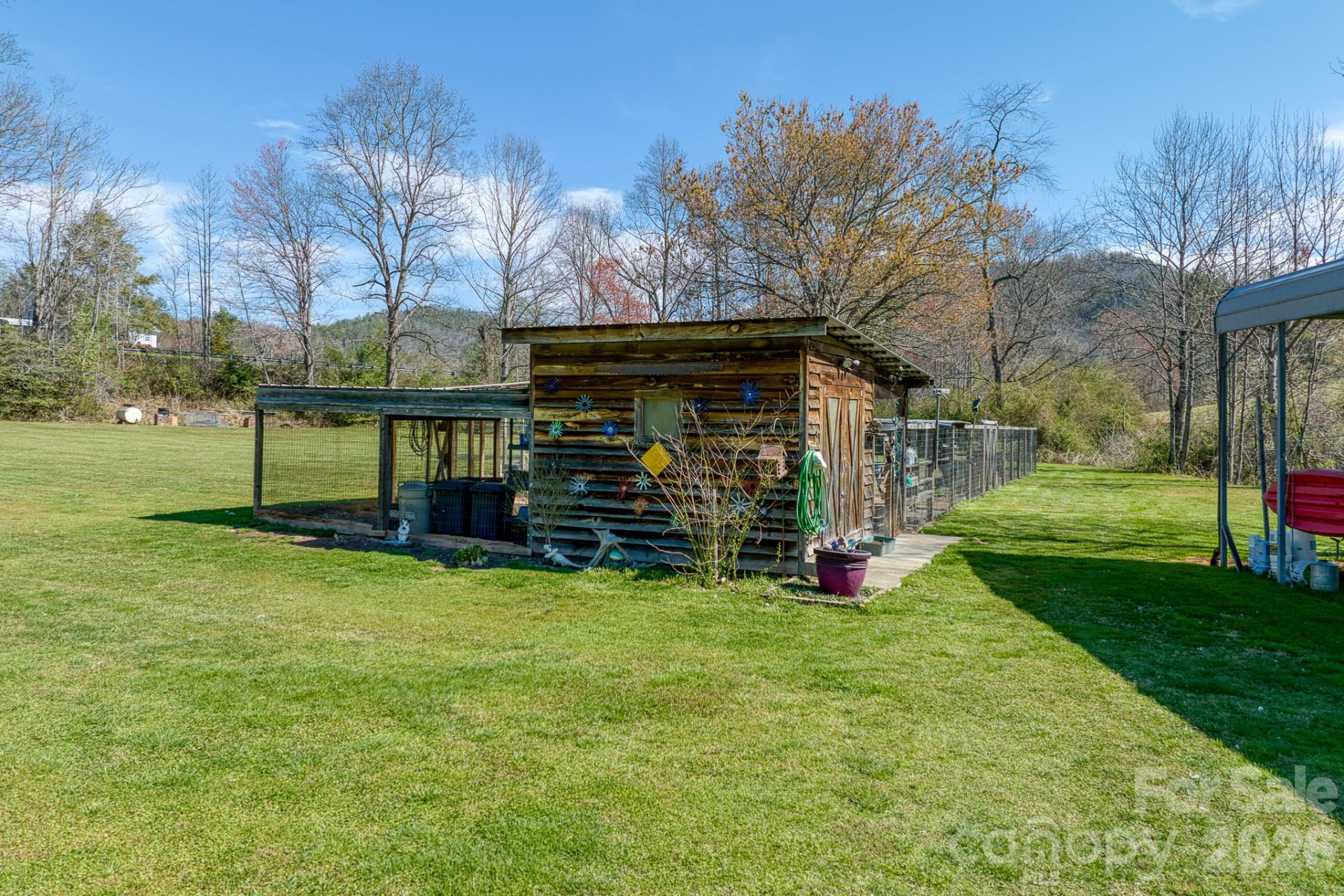 2456 Hendersonville Highway - Photo 10