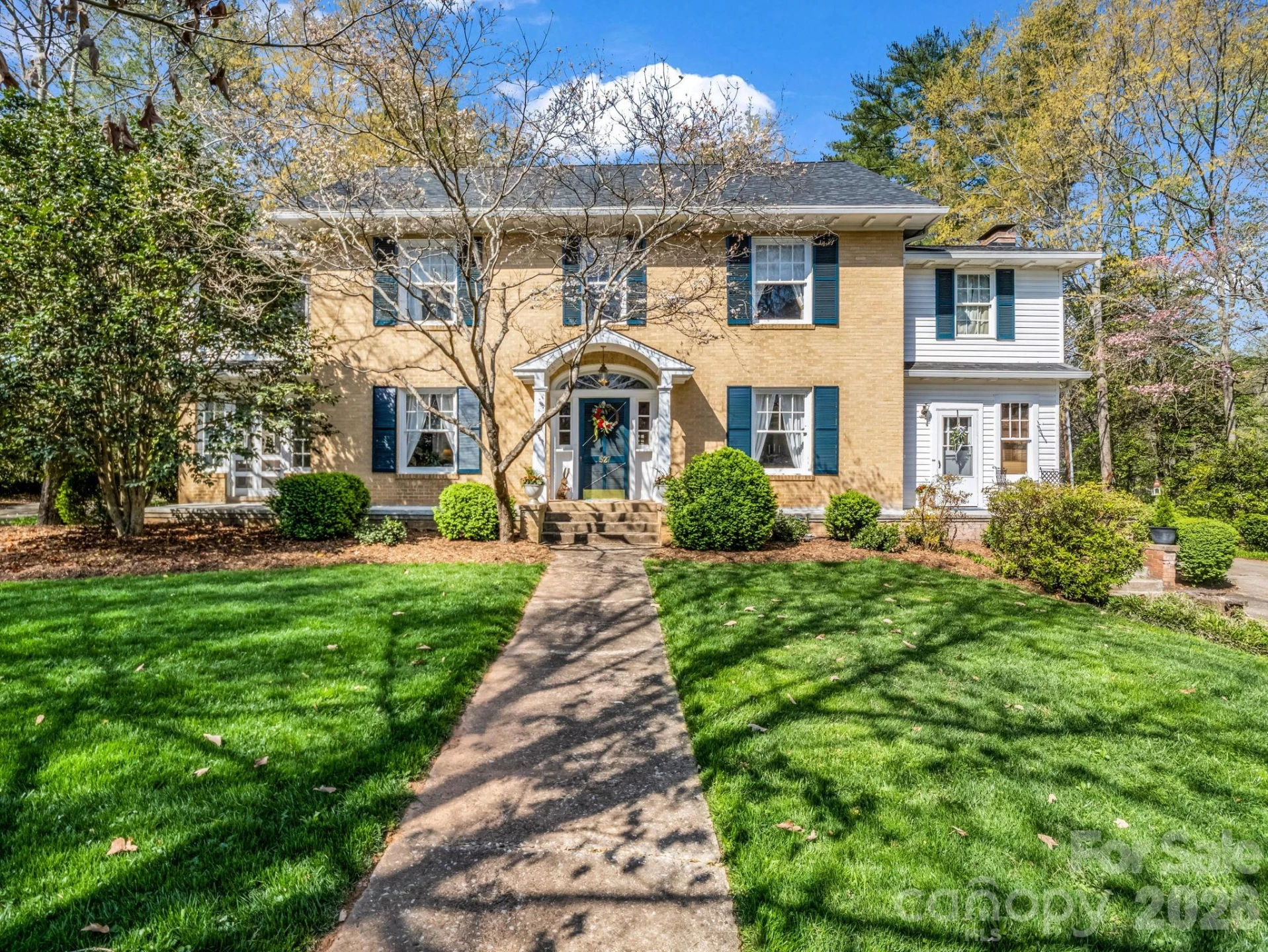 527 Main Street