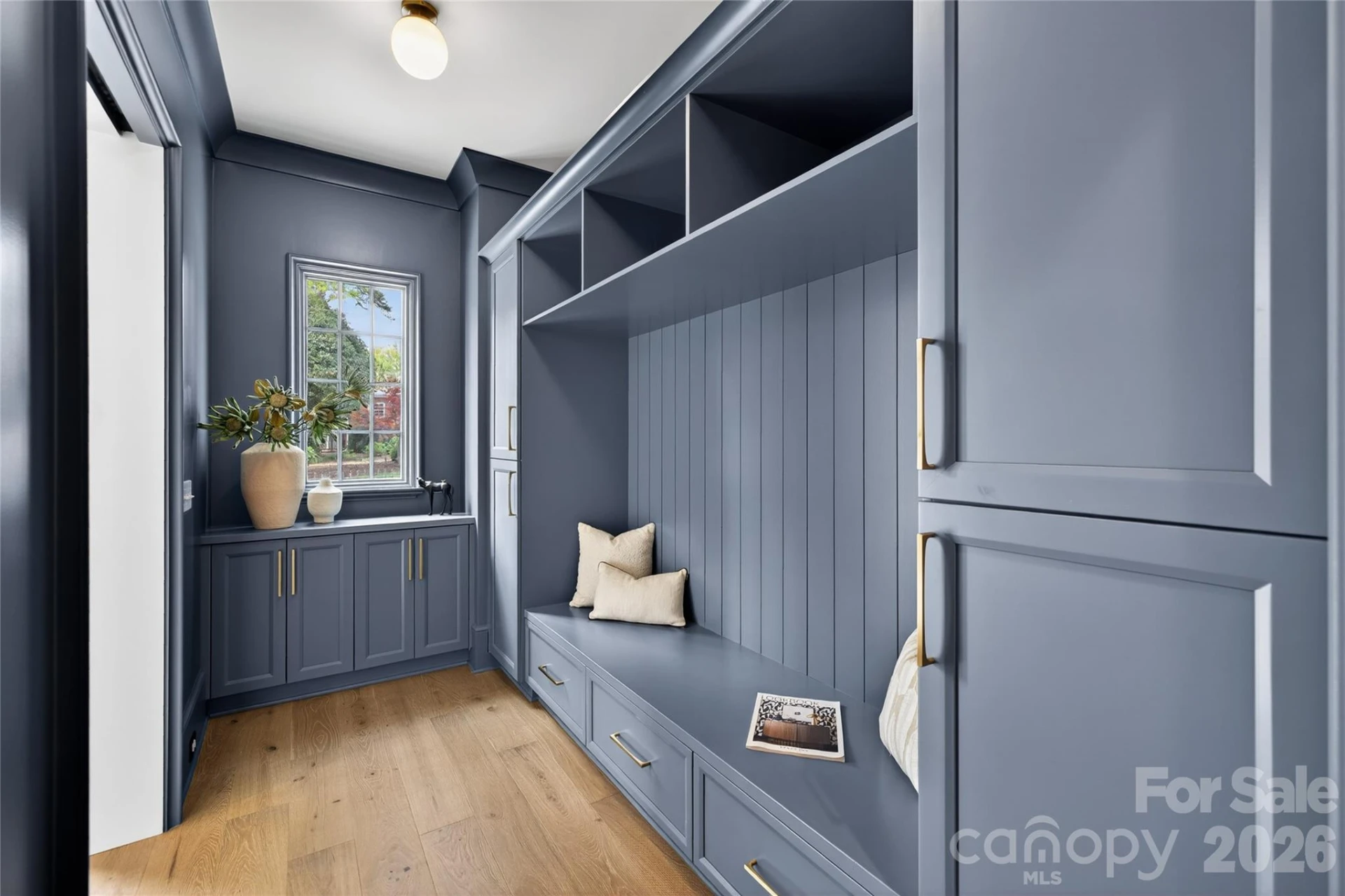 914 Edinburgh Lane - Photo 12