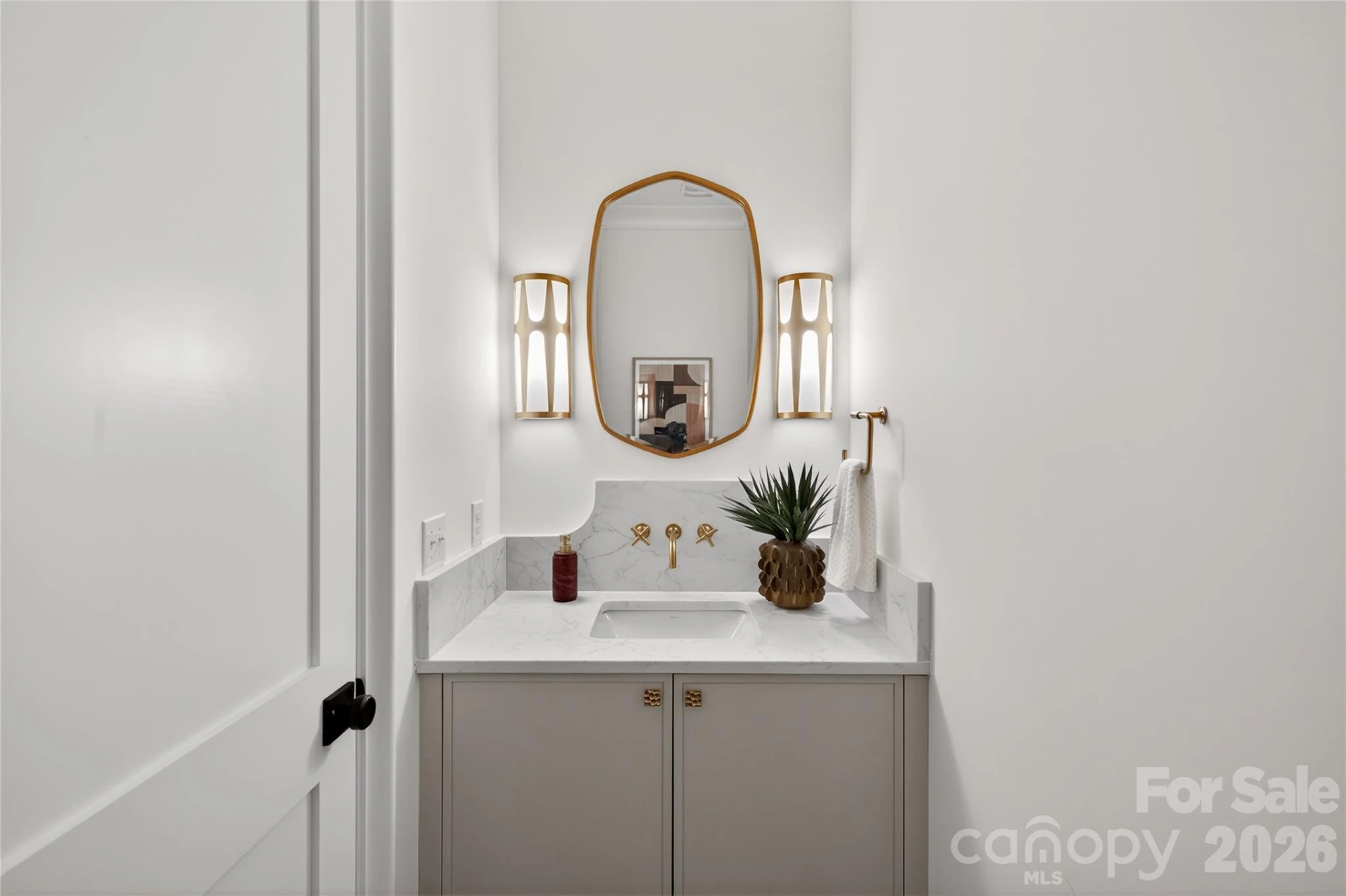 914 Edinburgh Lane - Photo 13