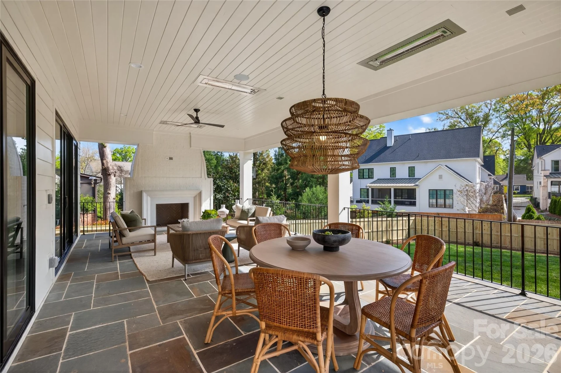 914 Edinburgh Lane - Photo 38