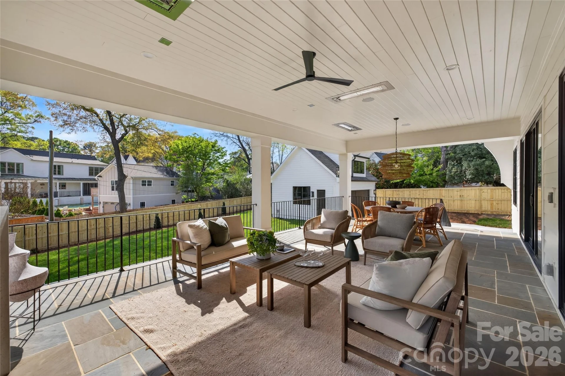 914 Edinburgh Lane - Photo 39