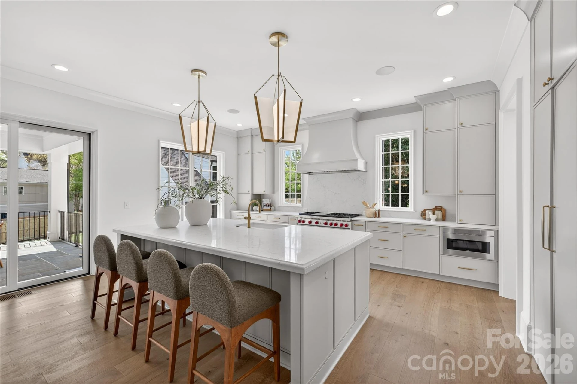914 Edinburgh Lane - Photo 10