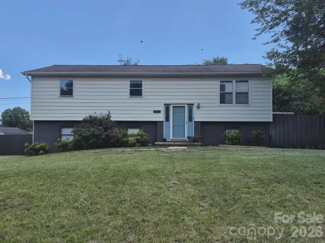 5208 Piedmont Circle