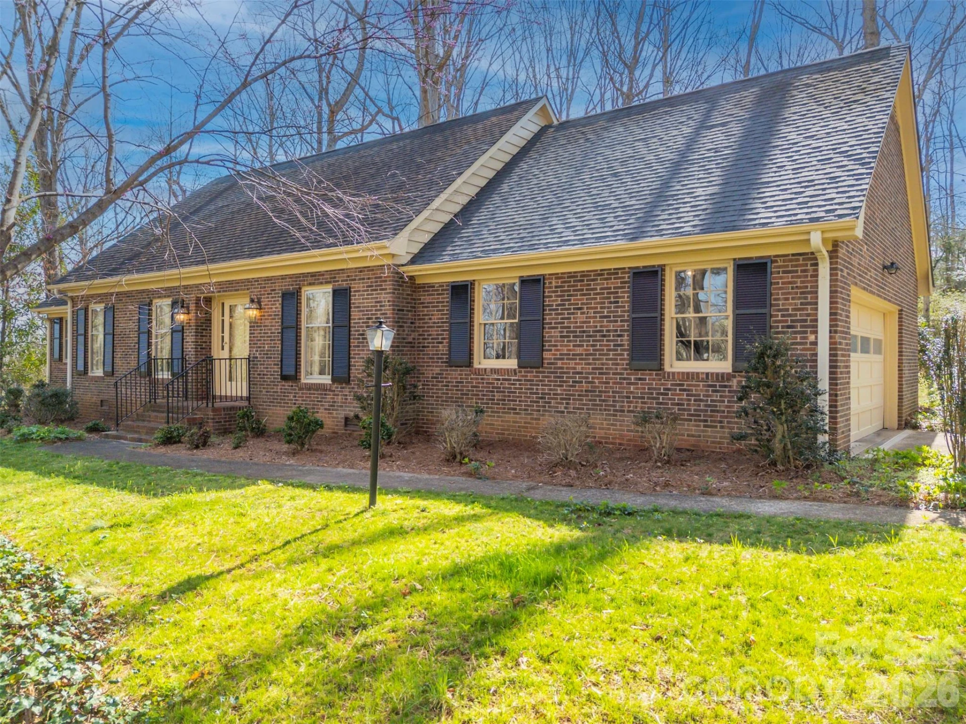 277 Forest Hills Circle