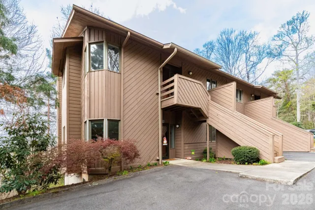 305 Piney Mountain Drive