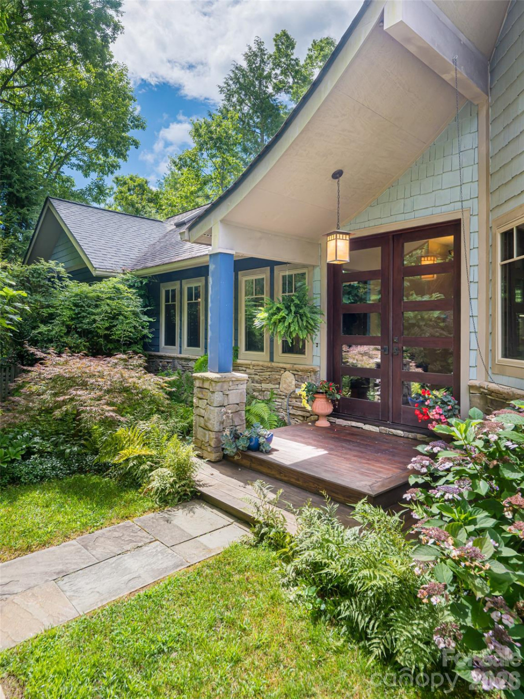 935 Whites Lake Boulevard - Photo 3