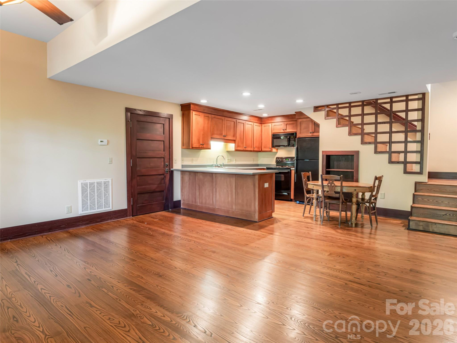 935 Whites Lake Boulevard - Photo 30