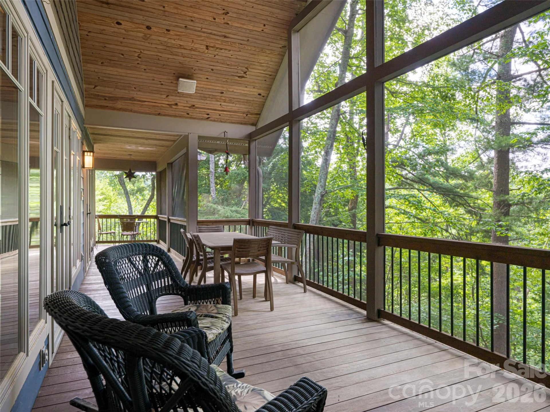 935 Whites Lake Boulevard - Photo 33