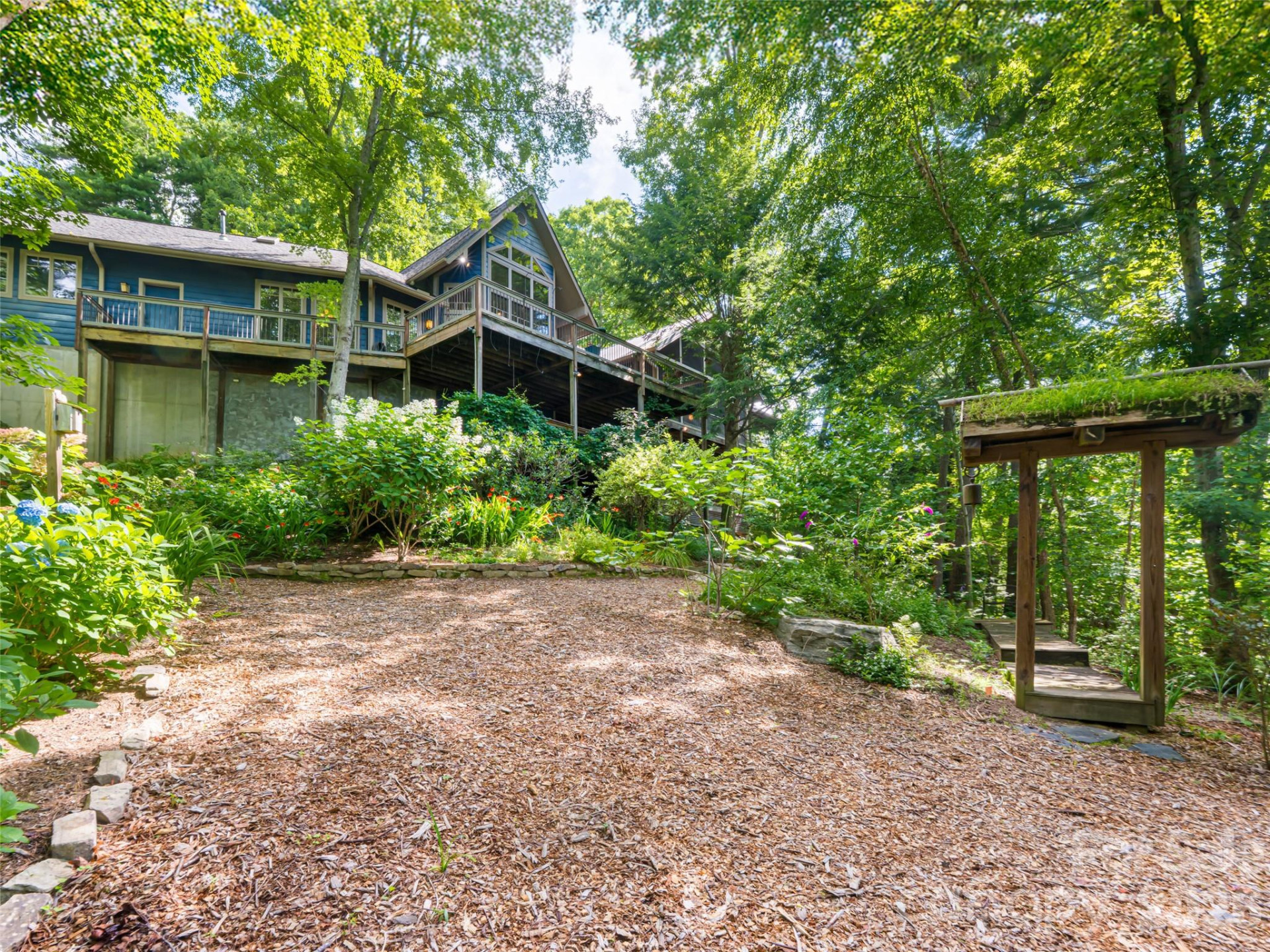 935 Whites Lake Boulevard - Photo 41