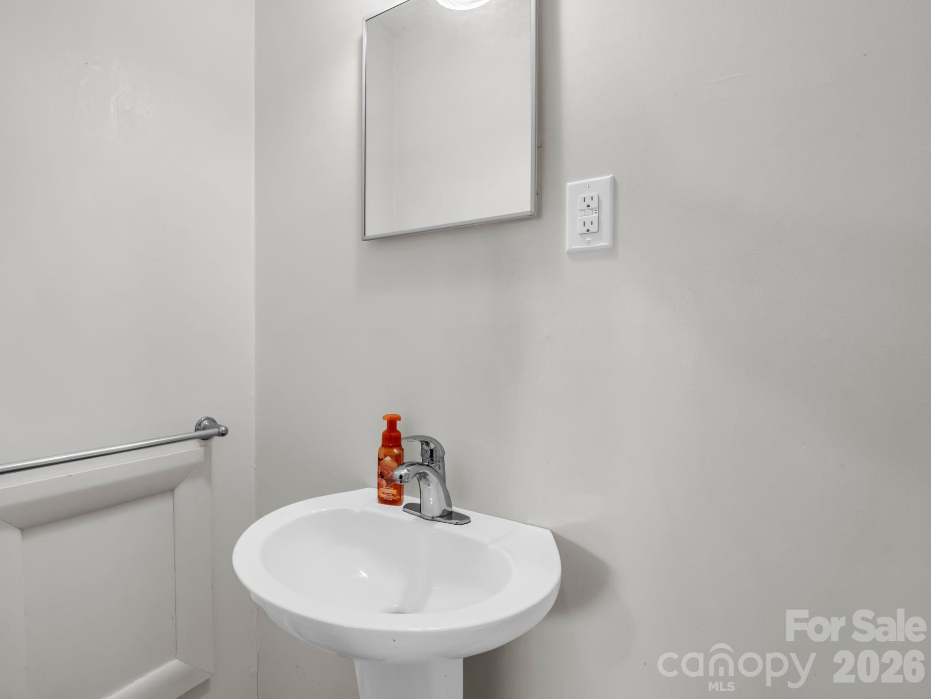 913 Webb Road - Photo 24