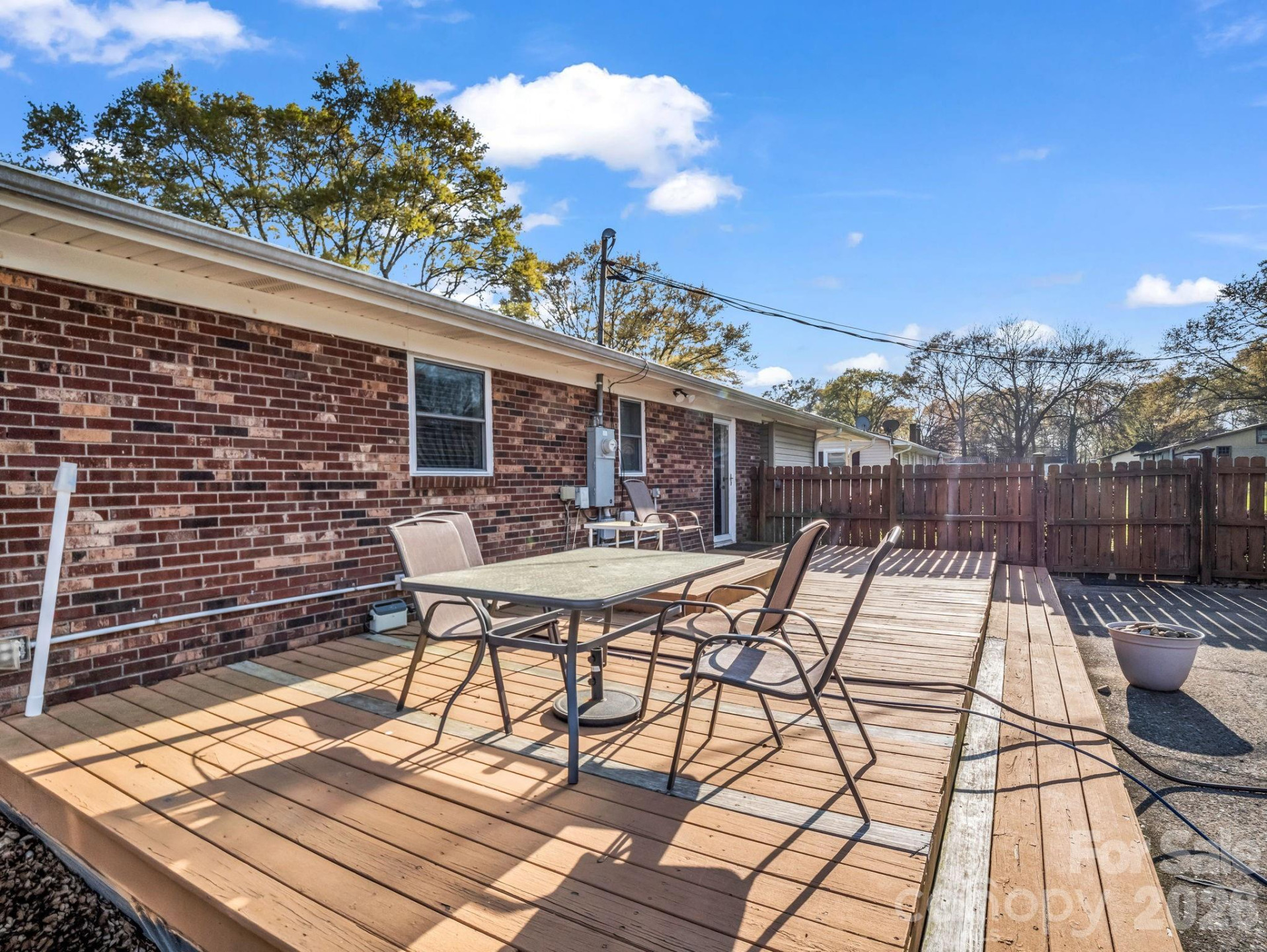 913 Webb Road - Photo 27