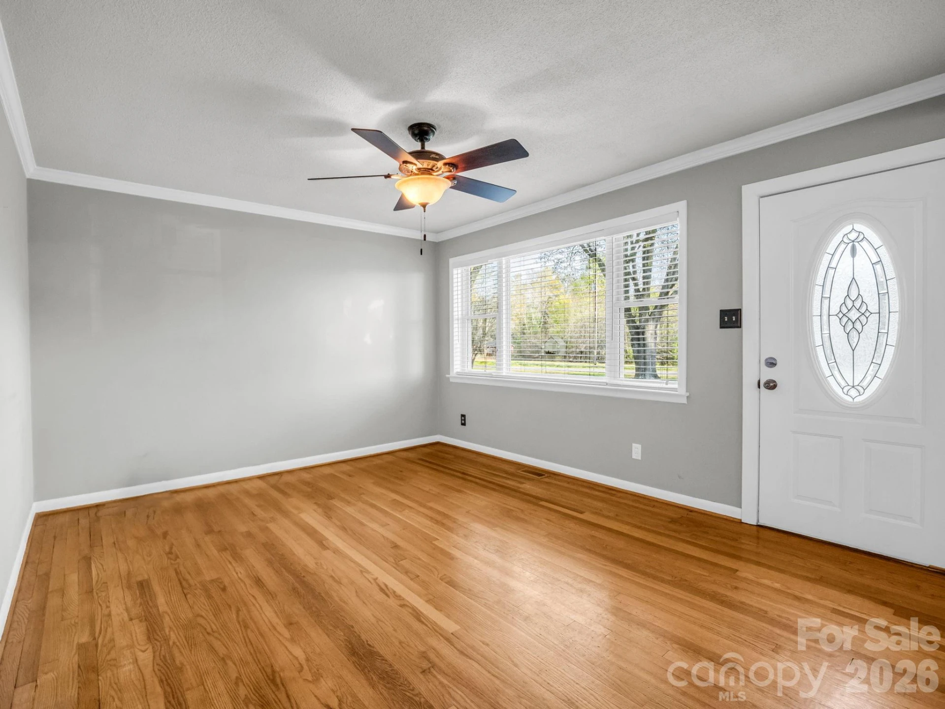 913 Webb Road - Photo 4