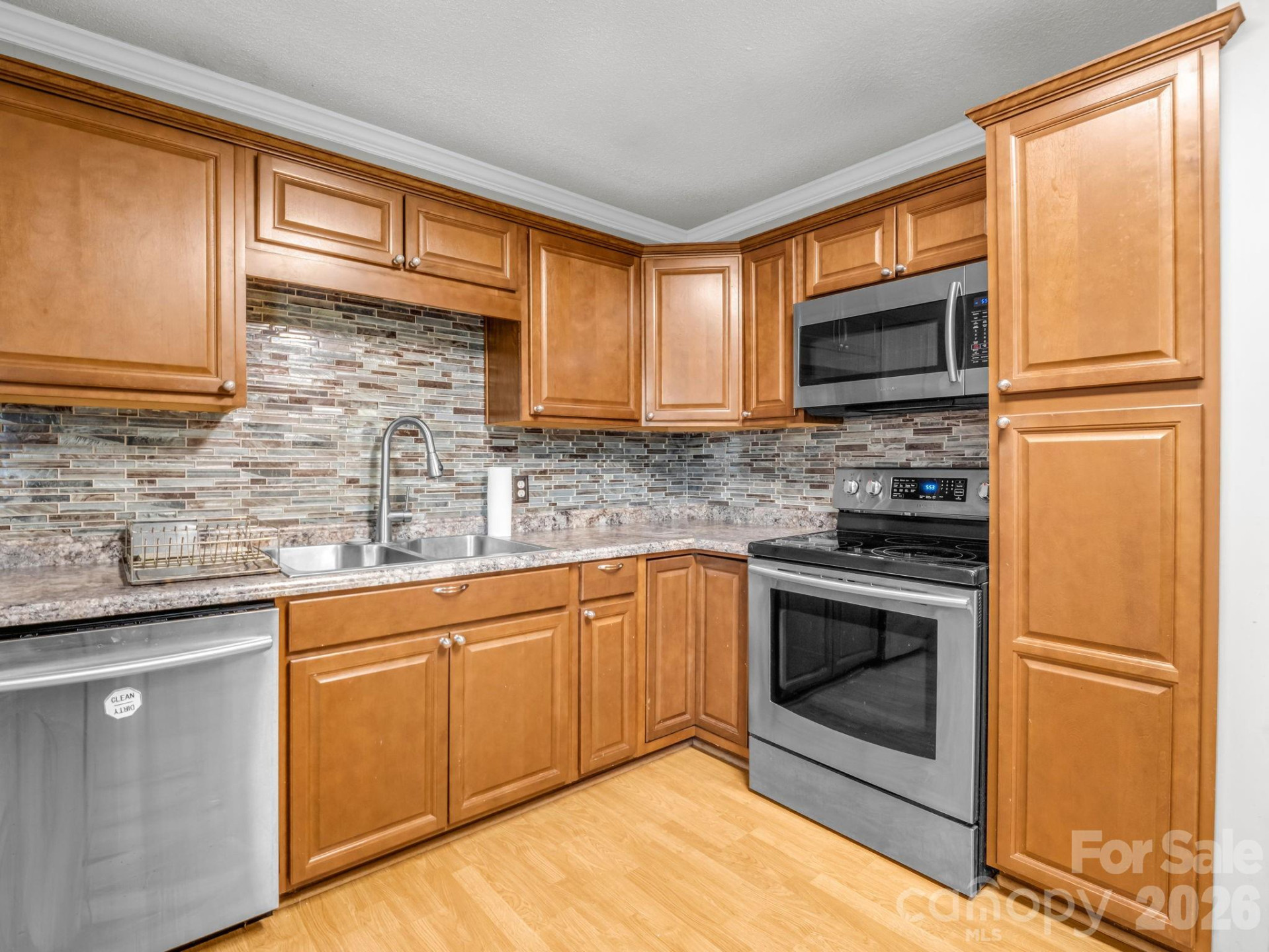 913 Webb Road - Photo 5