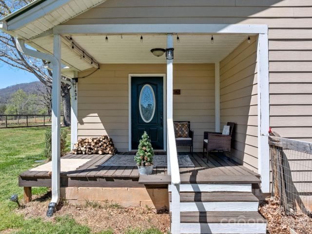 1434 Lake Adger Road, Mill Spring, NC, 28756