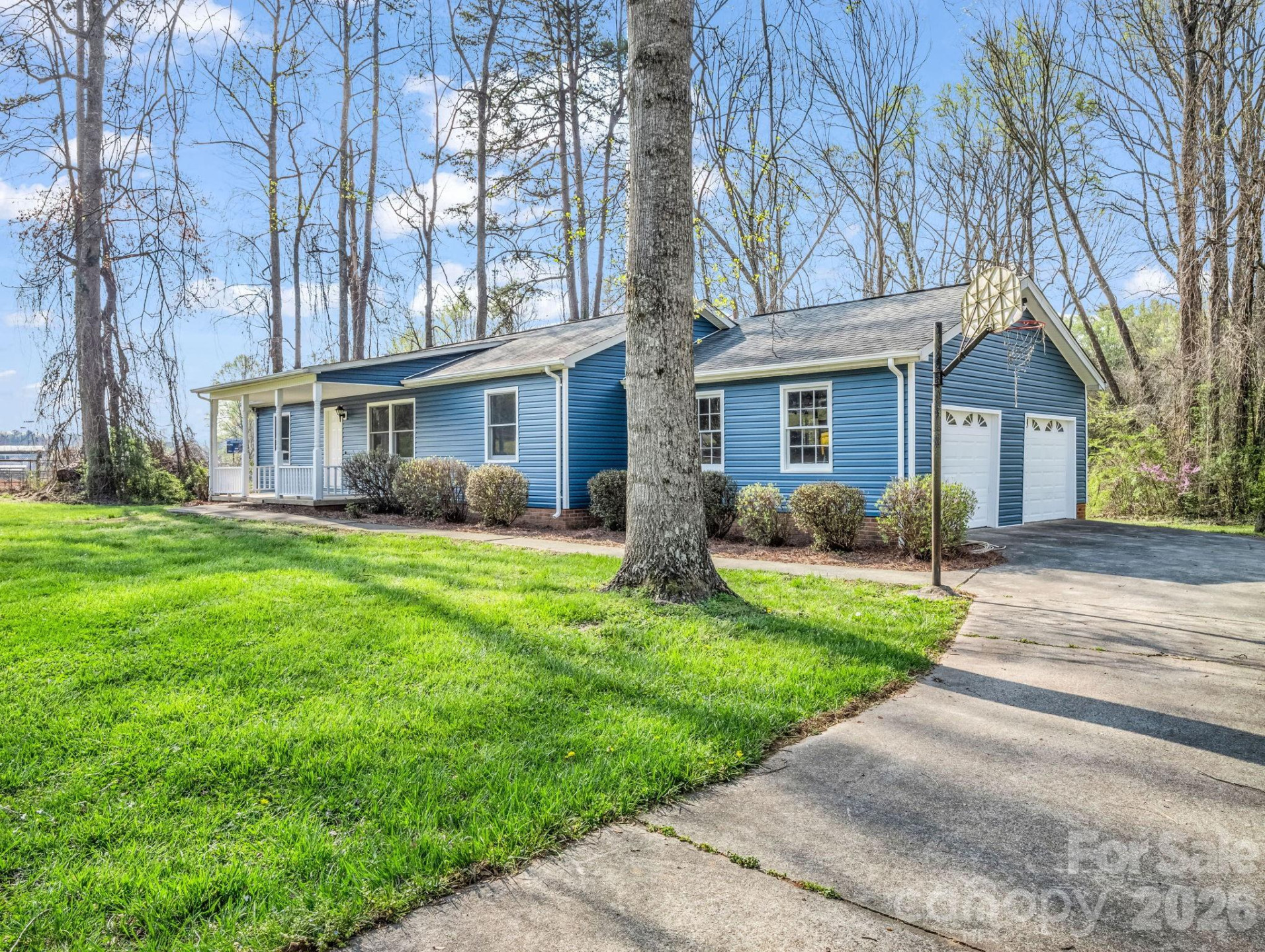 347 Crestview Street