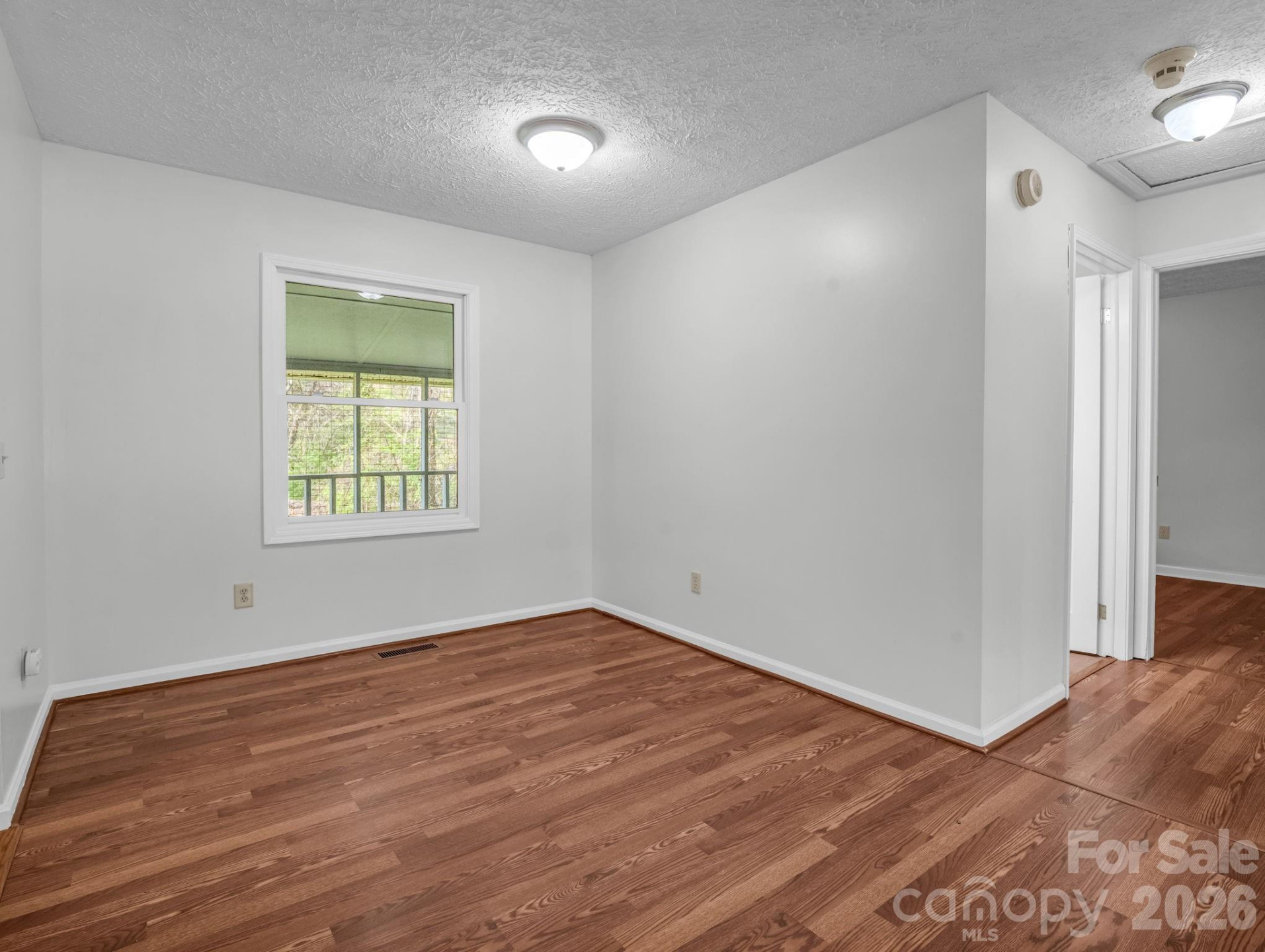 347 Crestview Street - Photo 14