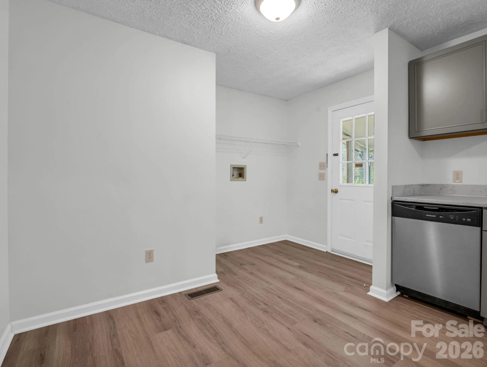 347 Crestview Street - Photo 21