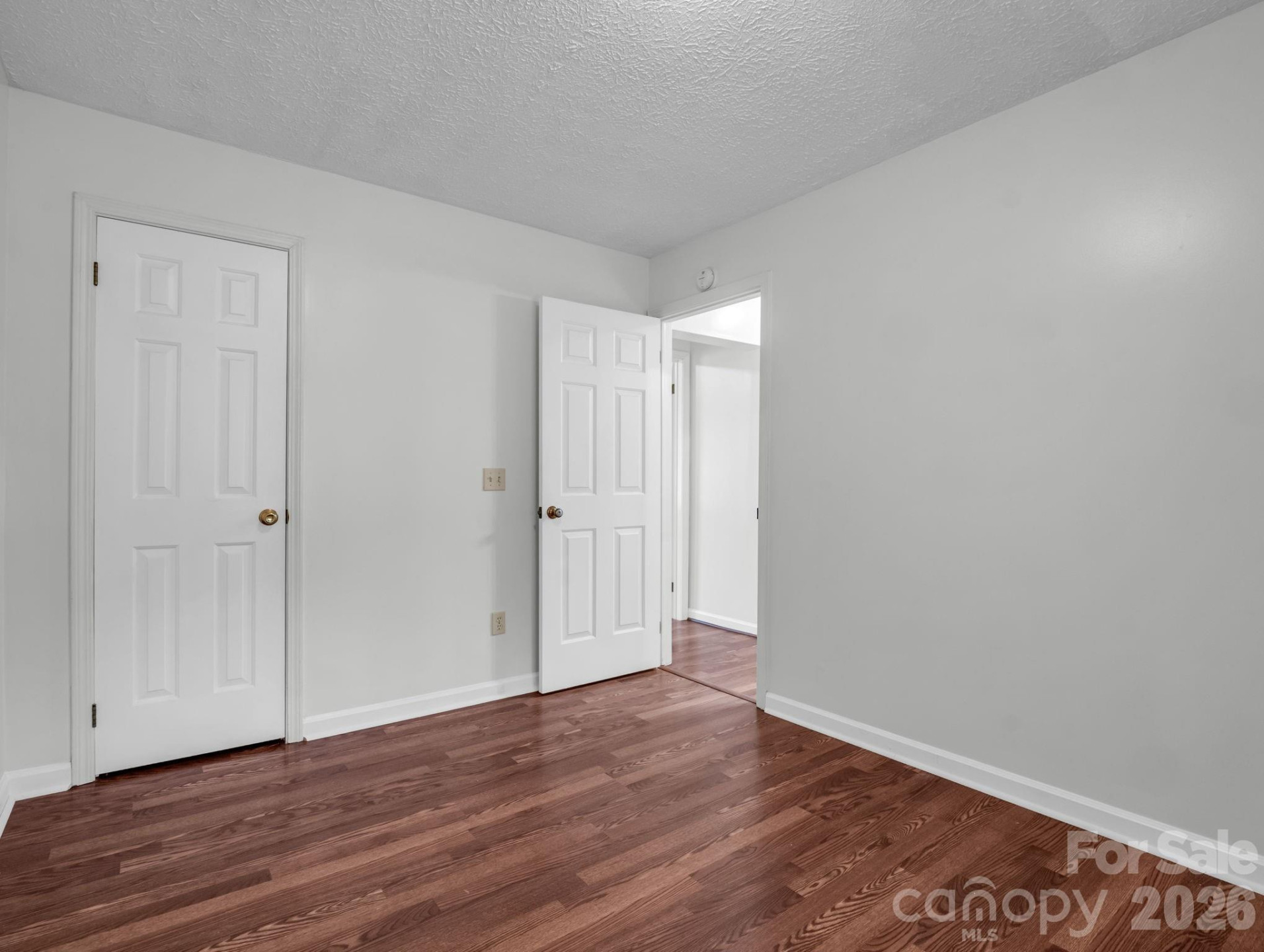347 Crestview Street - Photo 30