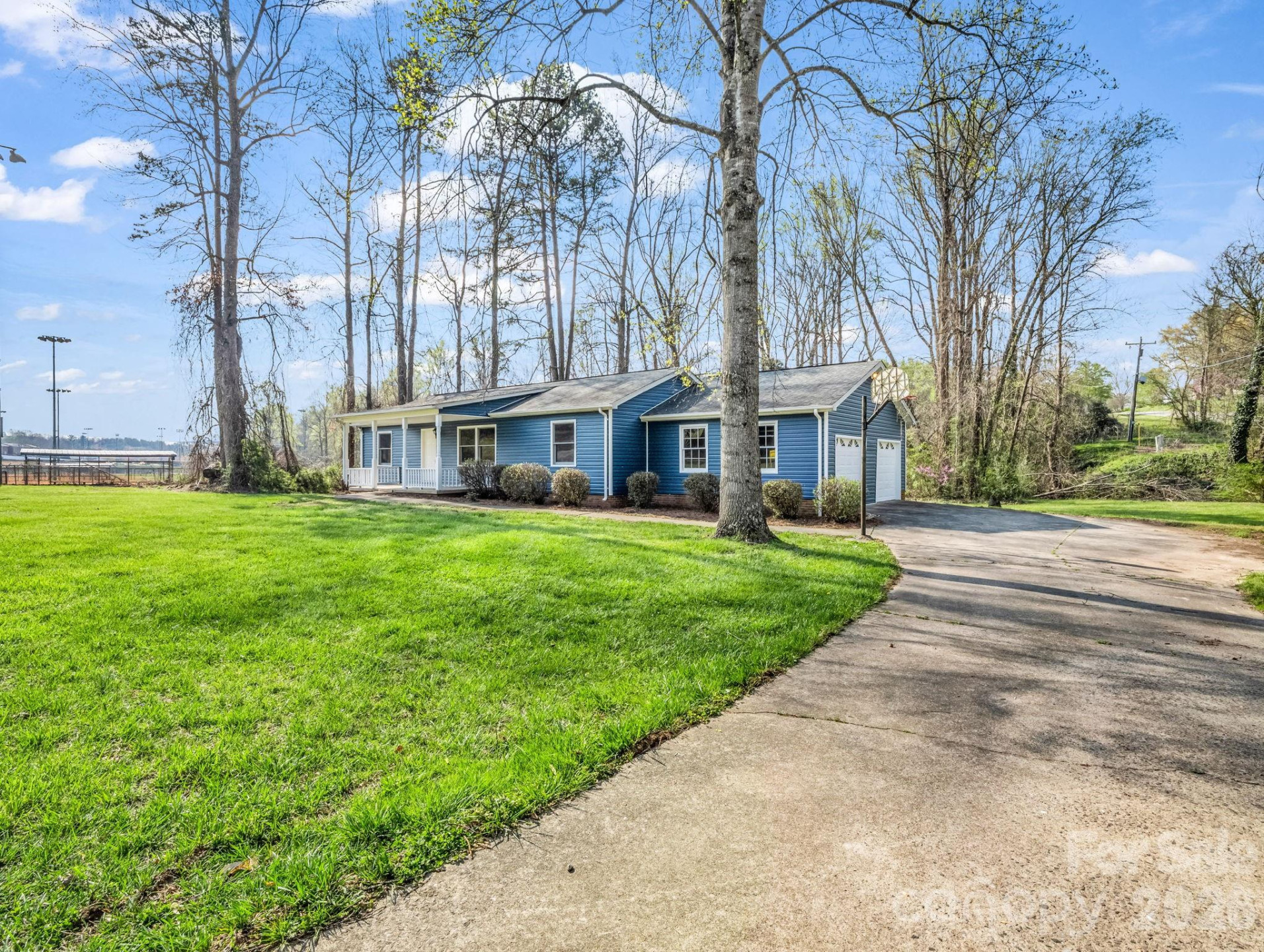 347 Crestview Street - Photo 4