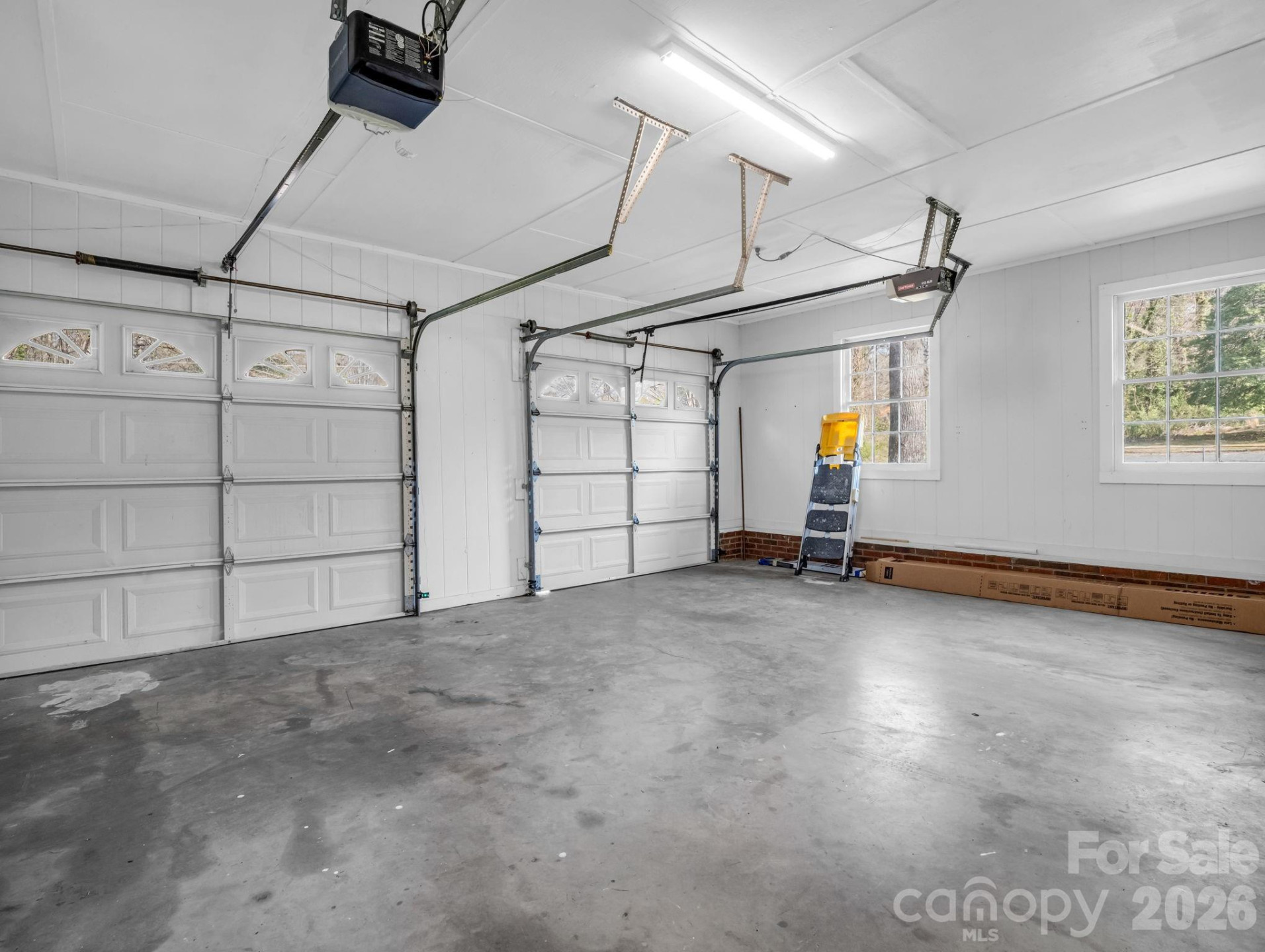 347 Crestview Street - Photo 34