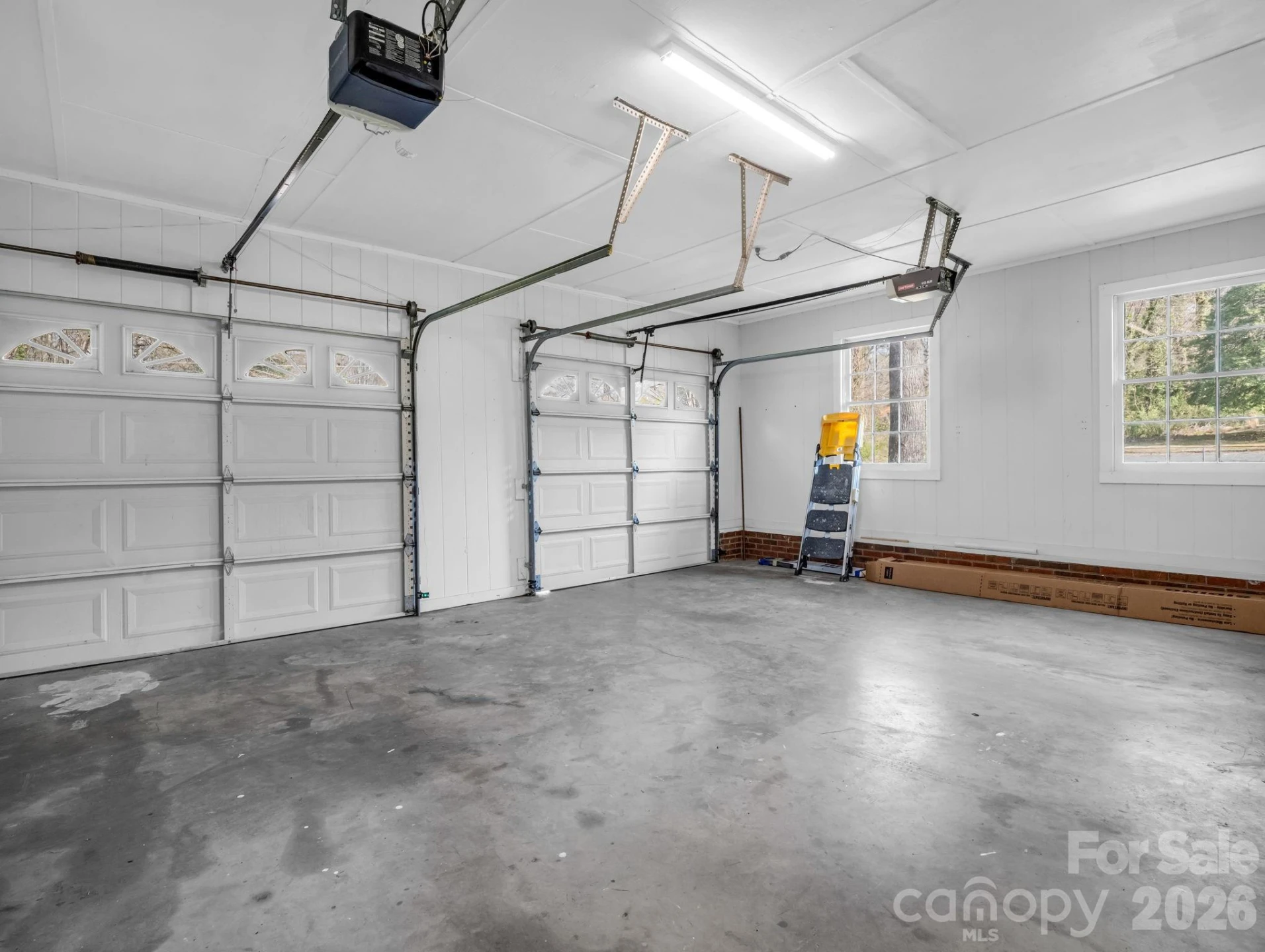 347 Crestview Street - Photo 34