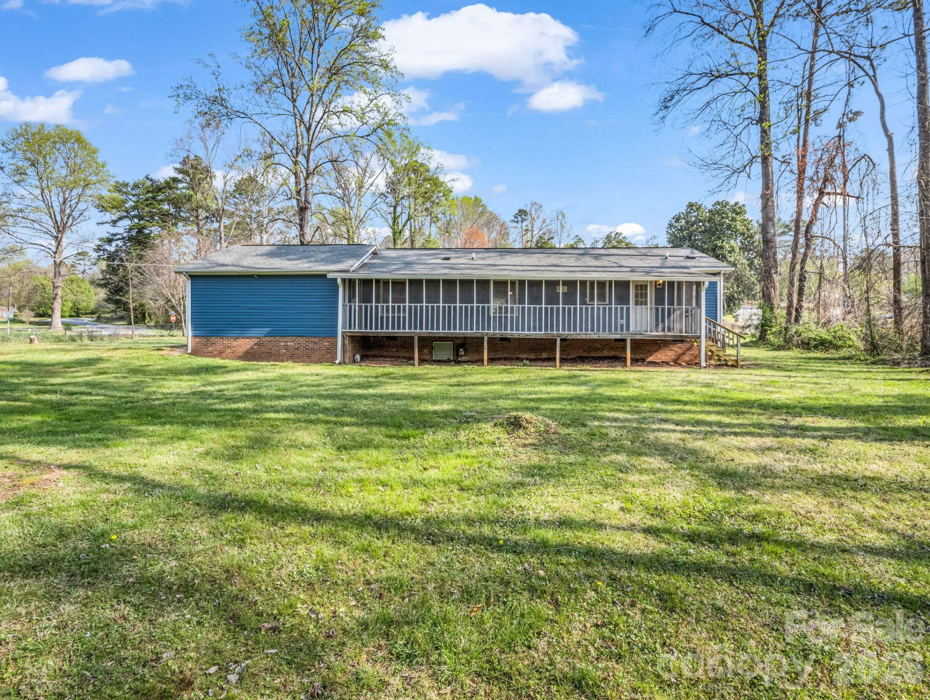 347 Crestview Street - Photo 7