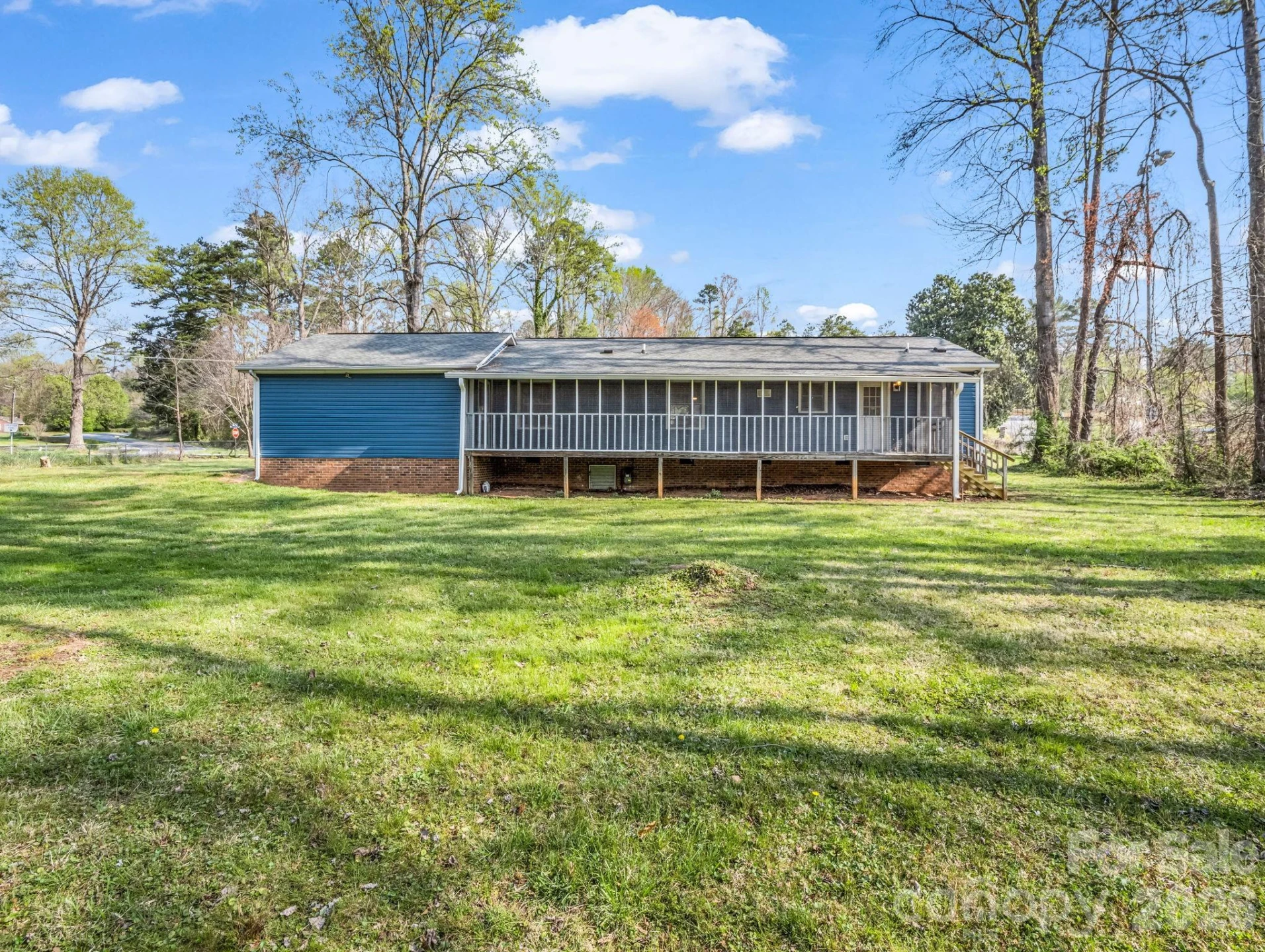 347 Crestview Street - Photo 7