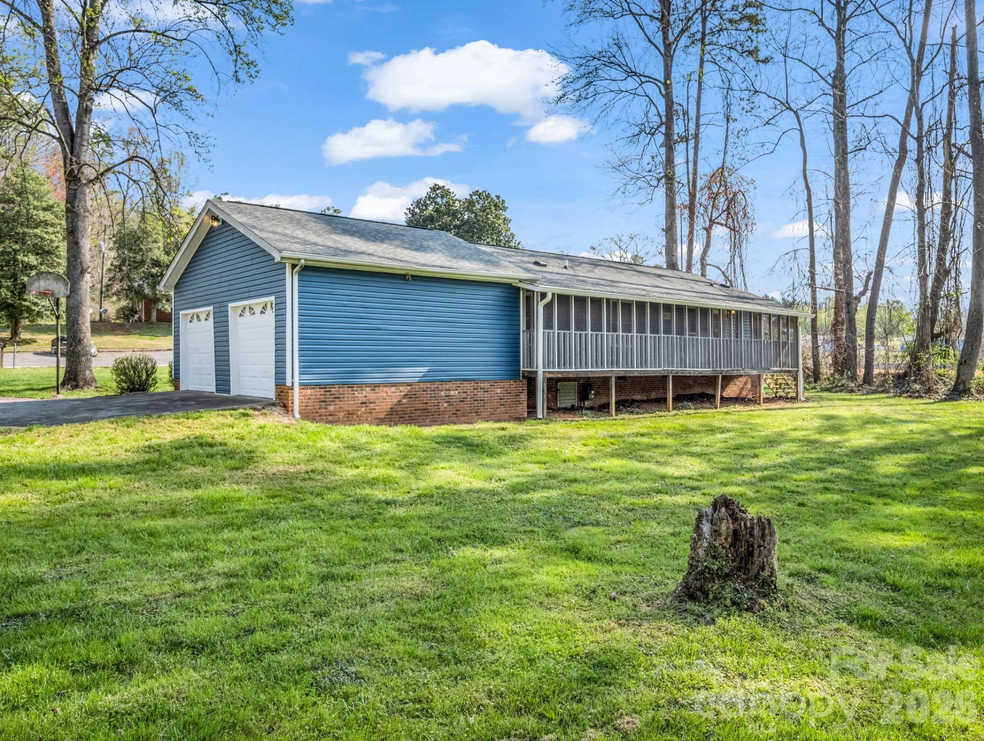 347 Crestview Street - Photo 8