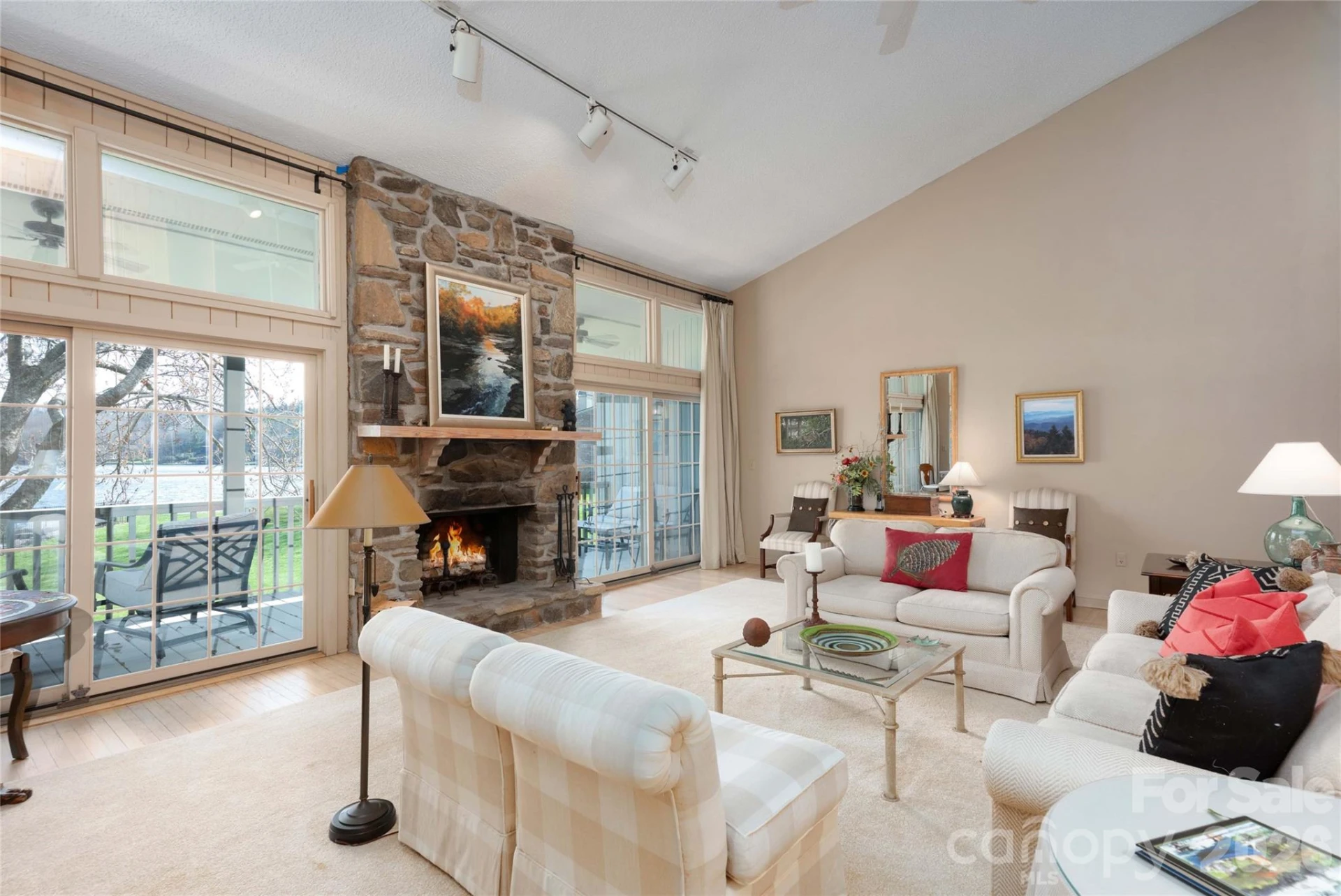 24 Toxaway Shores Road #20 - Photo 15