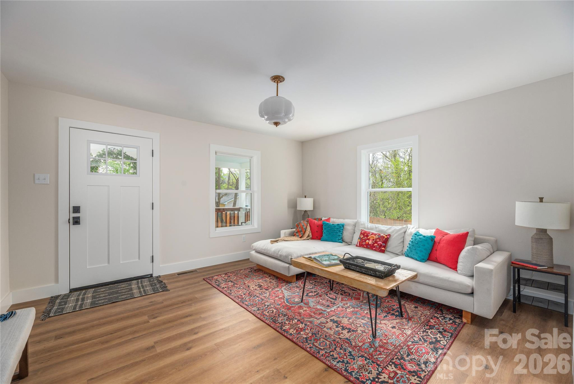 5 White Avenue - Photo 5