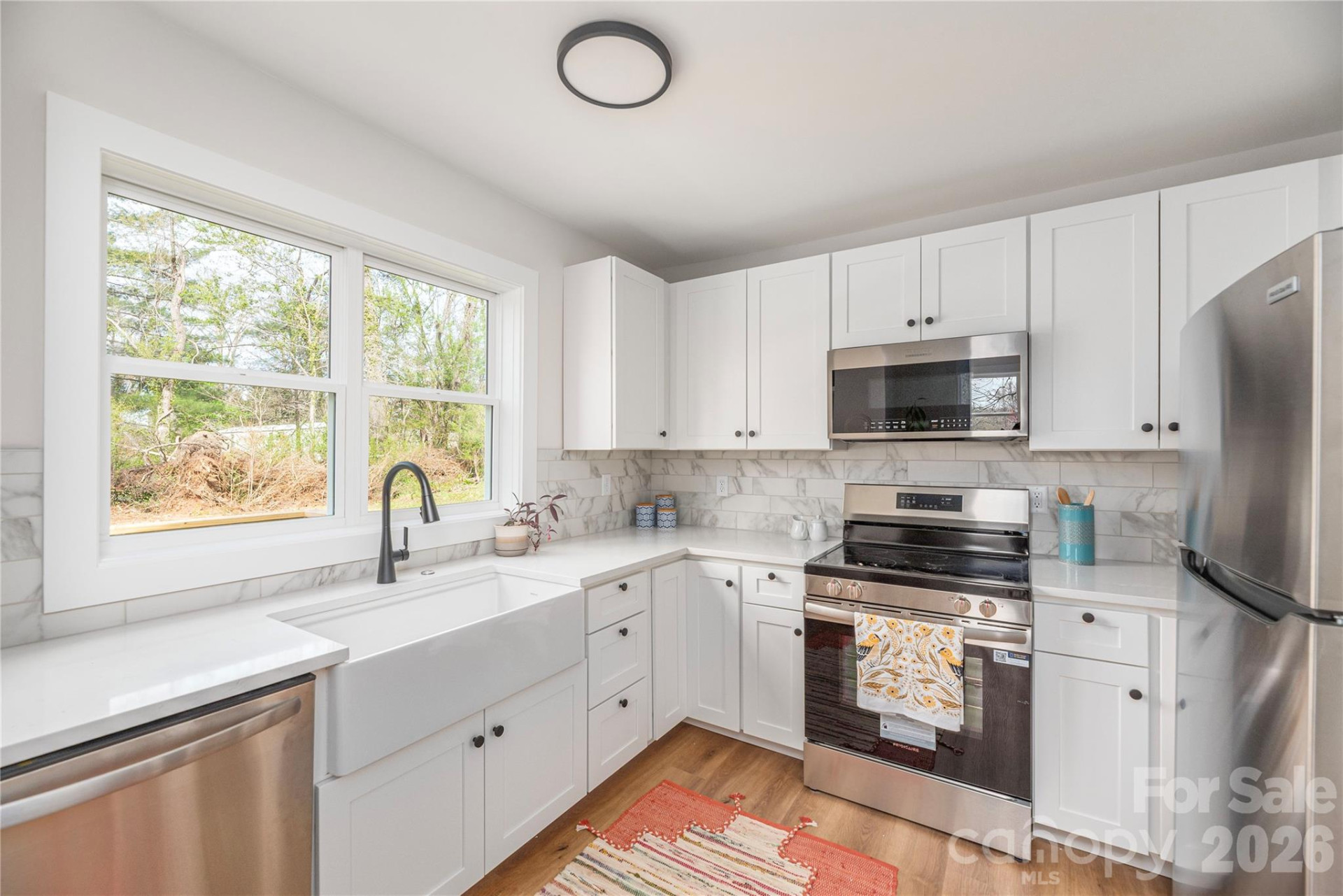 5 White Avenue - Photo 8