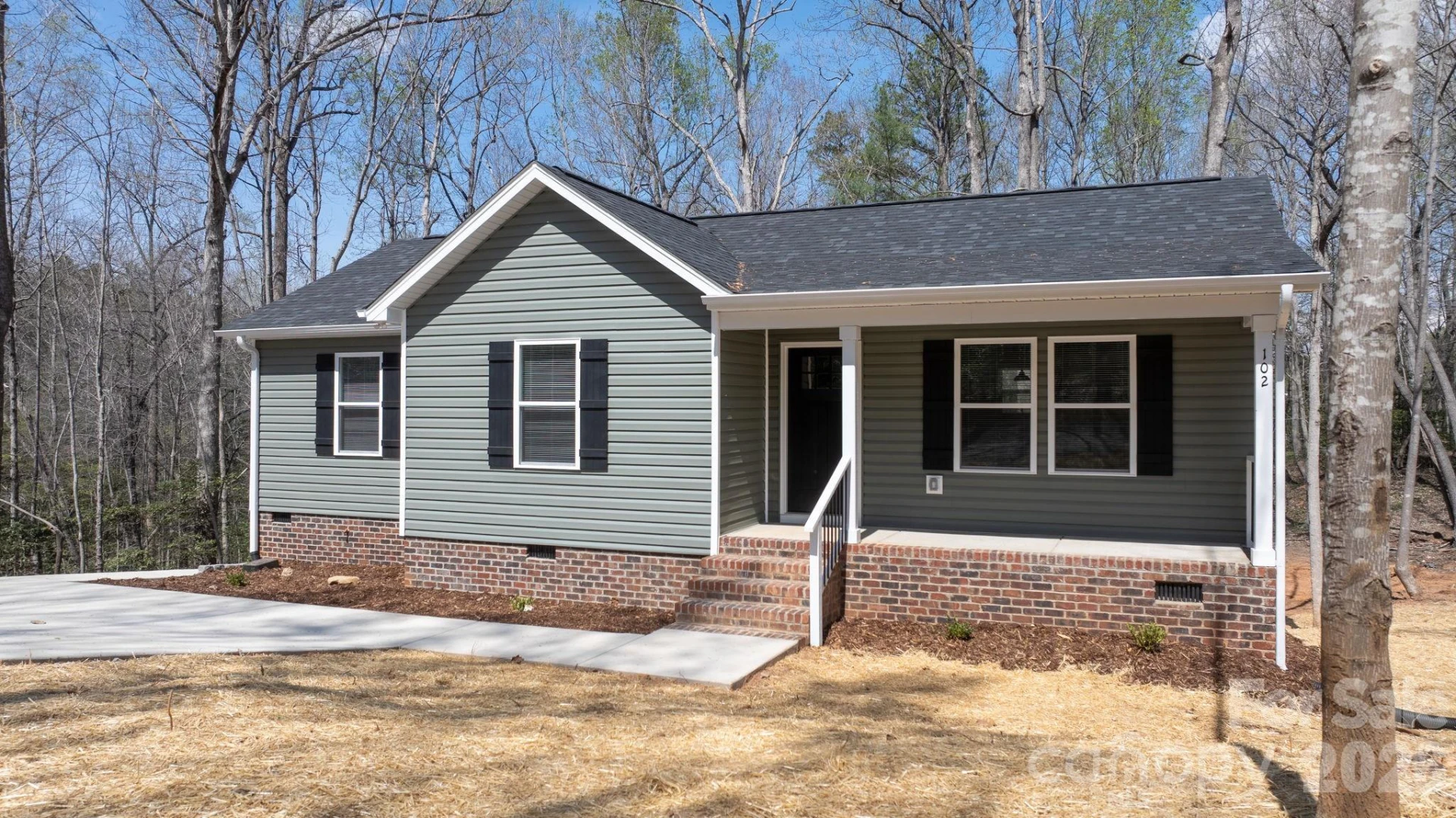 102 Kitchings Drive - Photo 2