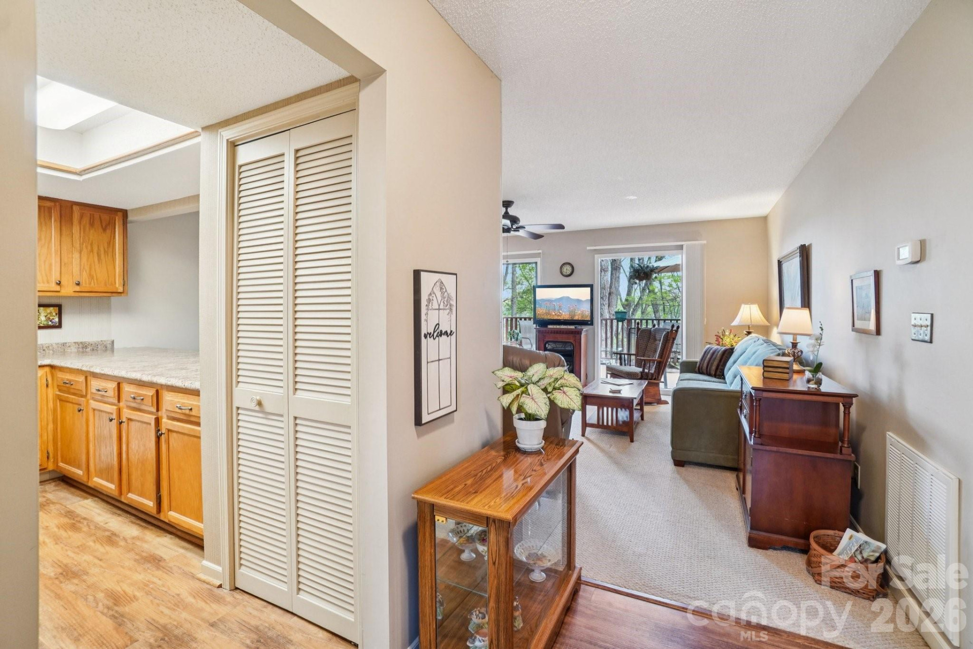 409 Whitney Boulevard - Photo 7